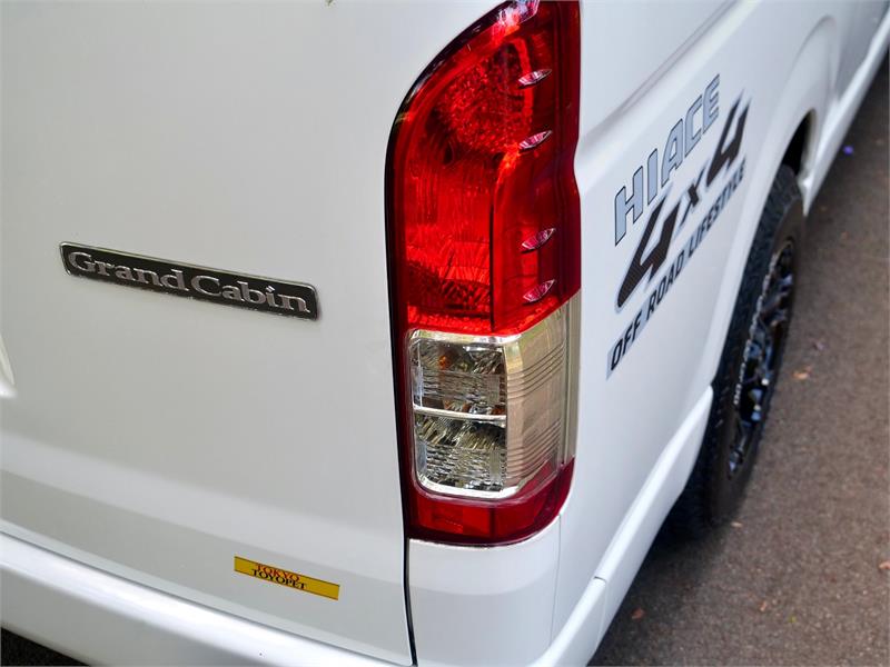 2018 TOYOTA HIACE TRH229 GRAND CABIN WAGON
