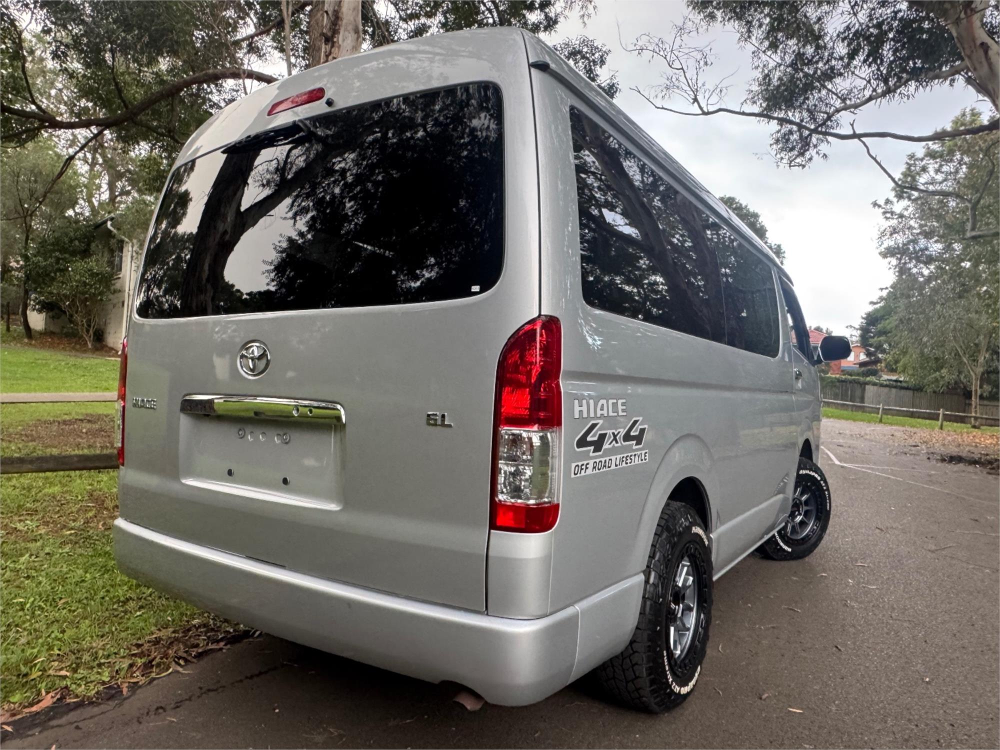 2019 TOYOTA HIACE TRH219R MY19 UPGRADE GL AUTOMATIC VAN