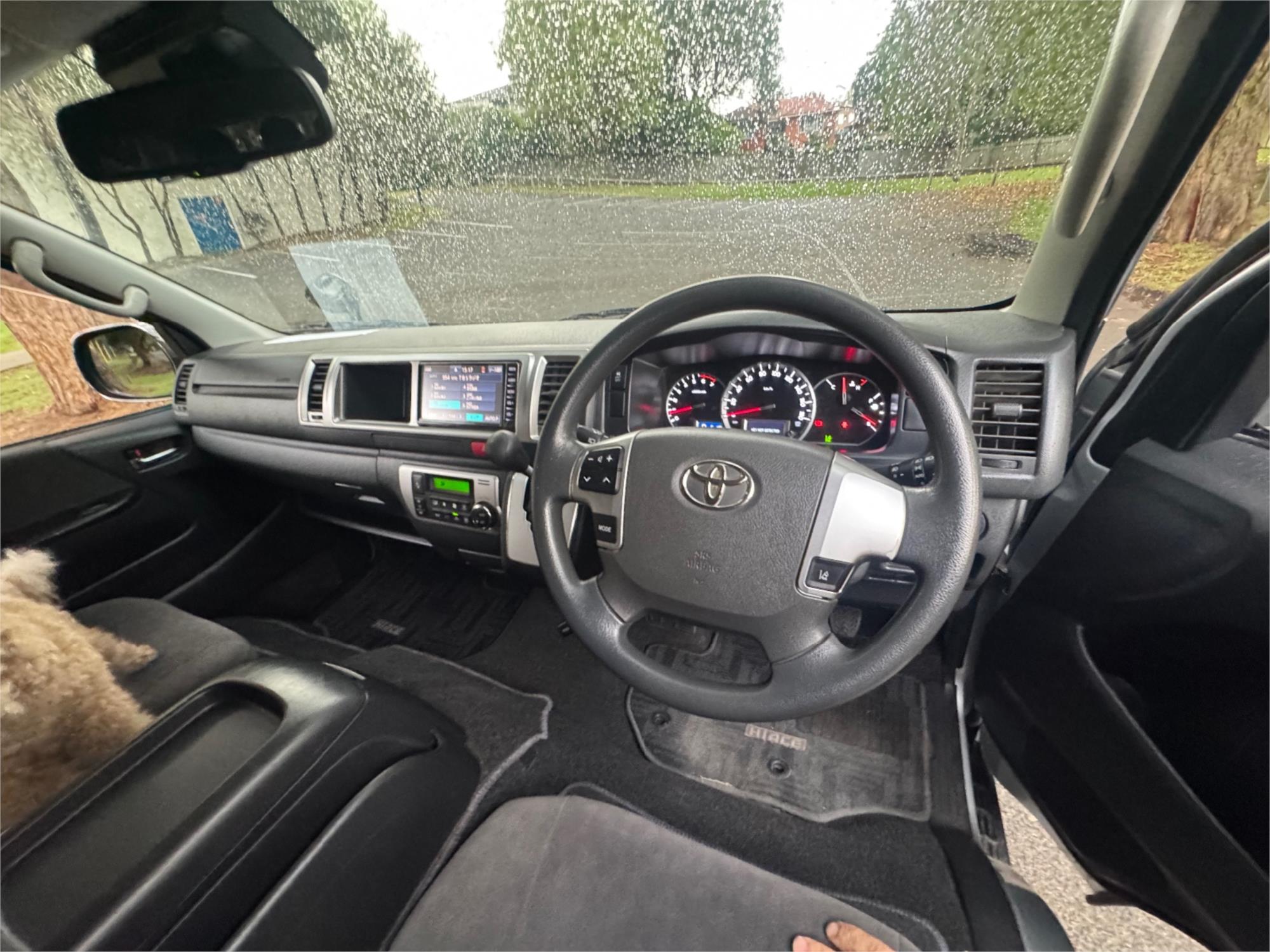 2019 TOYOTA HIACE TRH219R MY19 UPGRADE GL AUTOMATIC VAN