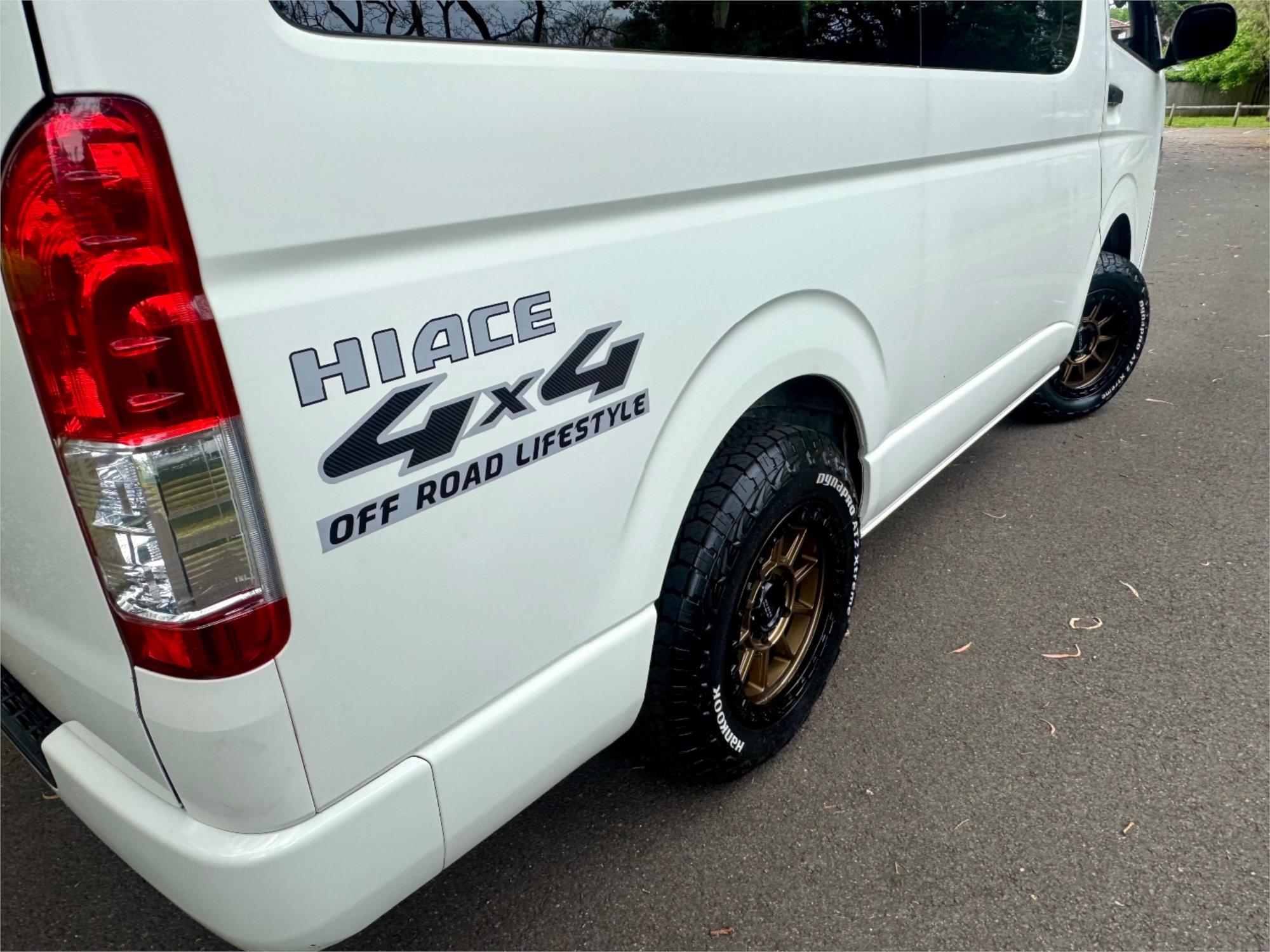 2018 TOYOTA HIACE GDH206 6 SP AUTOMATIC VAN