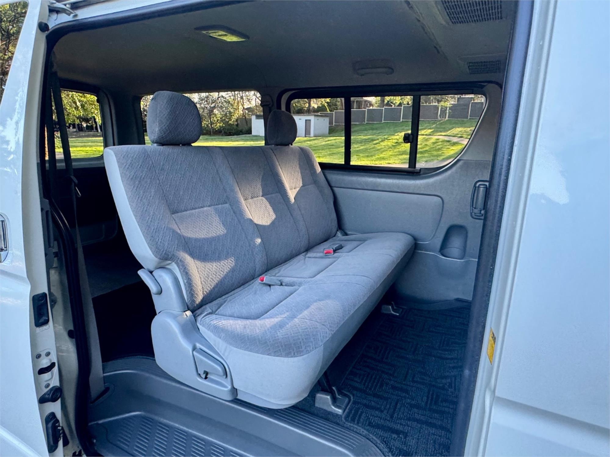 2008 TOYOTA HIACE KDH206 4WD DX VAN