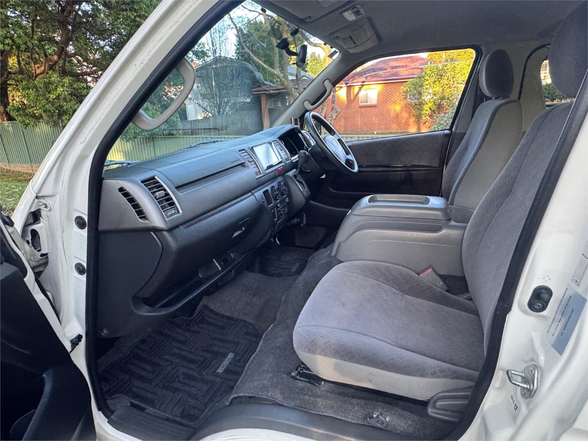 2008 TOYOTA HIACE KDH206 4WD DX VAN