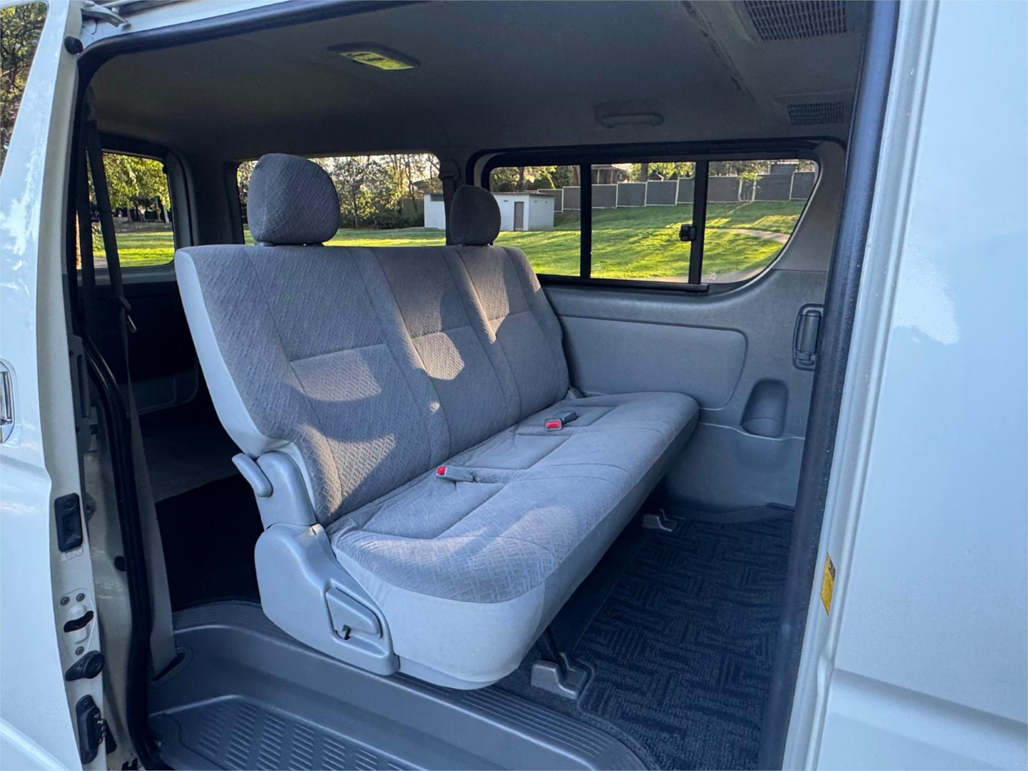 2008 TOYOTA HIACE KDH206 4WD DX VAN