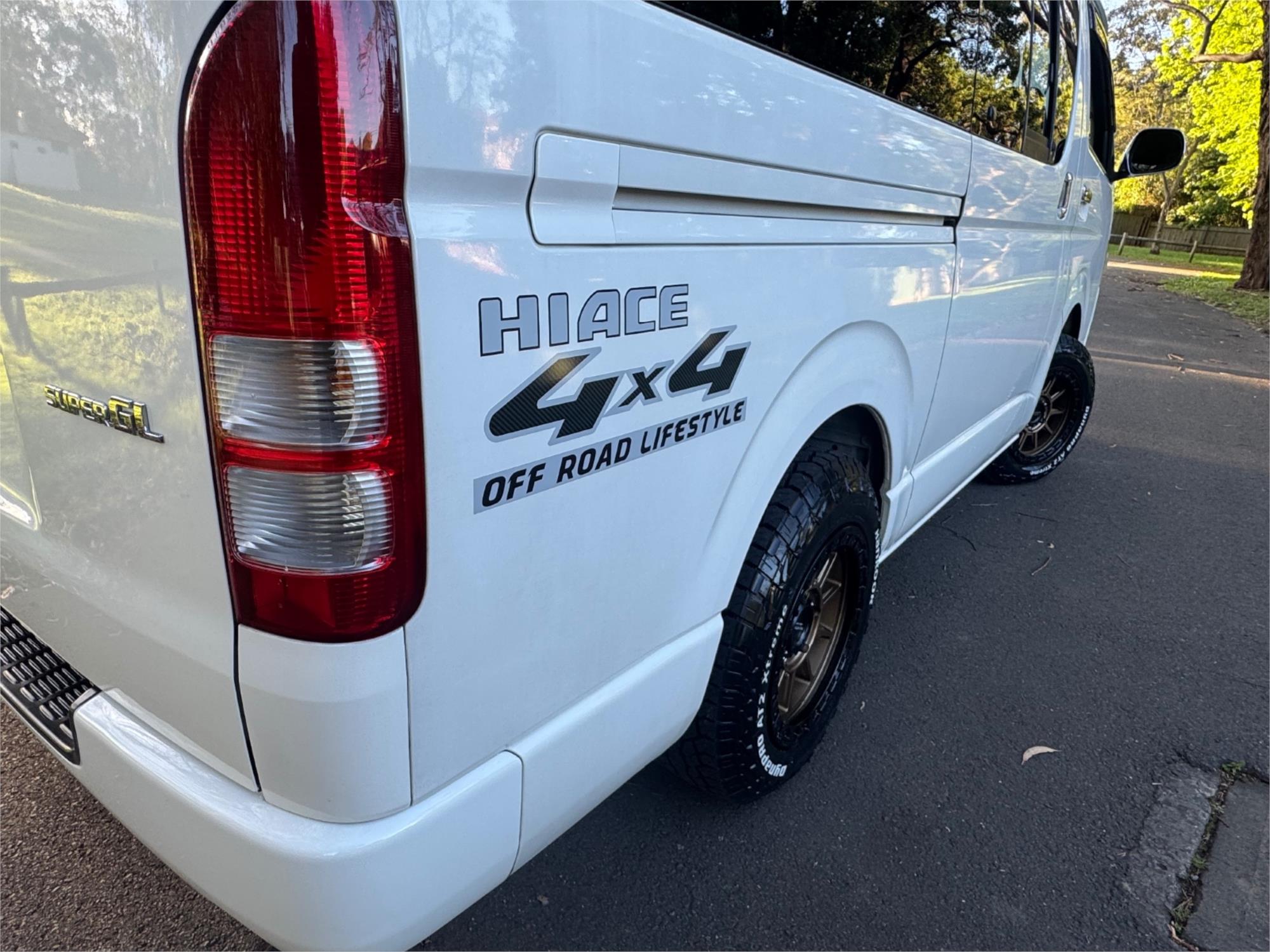 2008 TOYOTA HIACE KDH206 4WD DX VAN