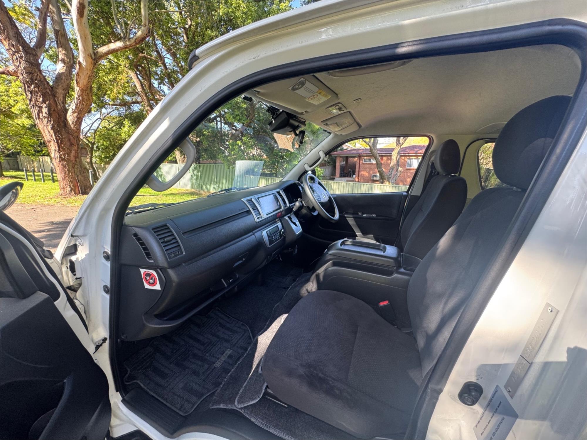 2020 TOYOTA HIACE GDH206 DX 4 SP AUTOMATIC