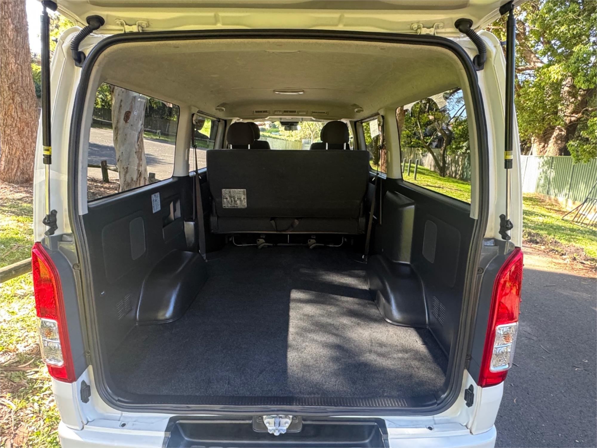 2020 TOYOTA HIACE GDH206 DX 4 SP AUTOMATIC