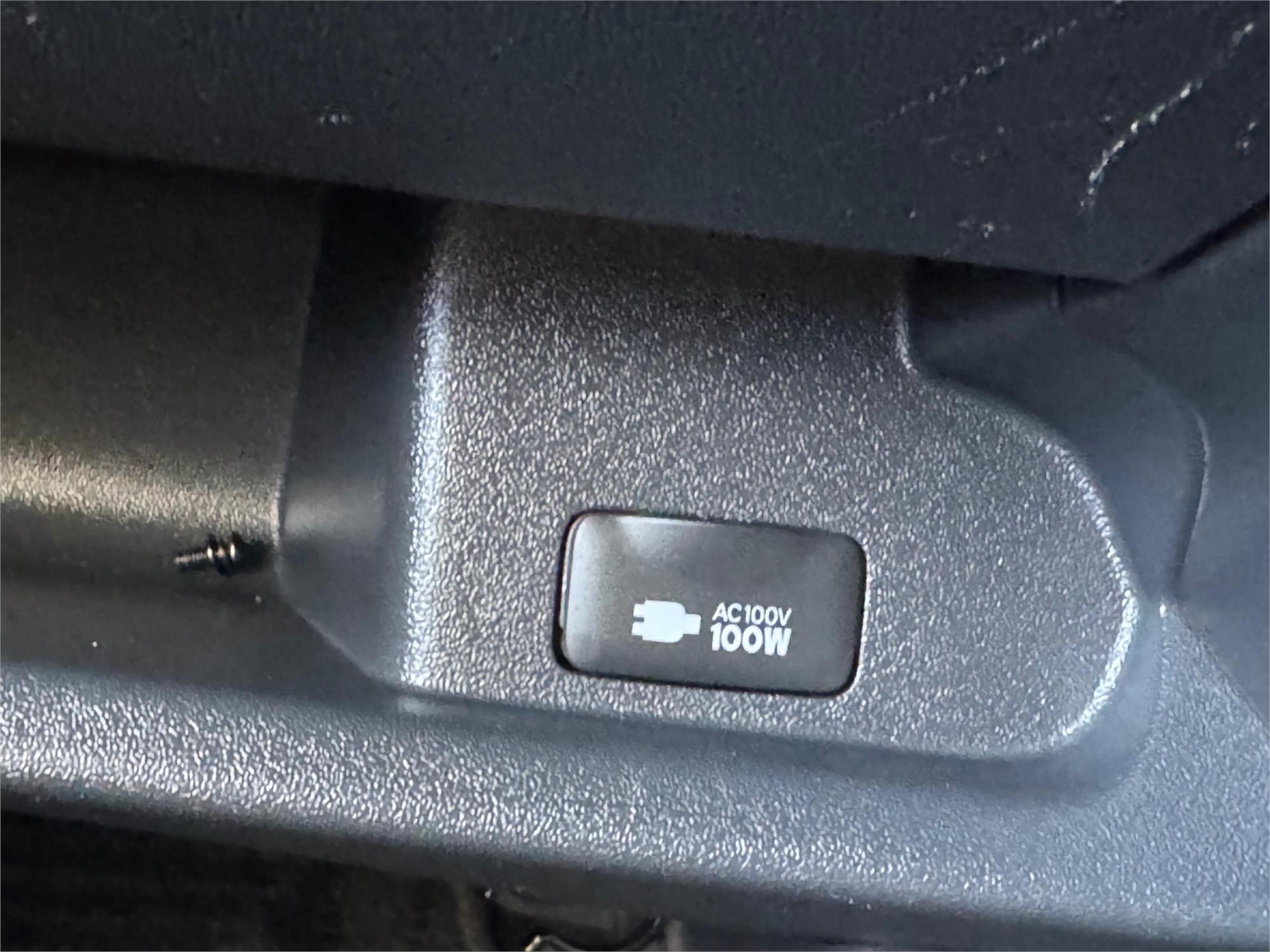 2020 TOYOTA HIACE GDH206 DX 4 SP AUTOMATIC