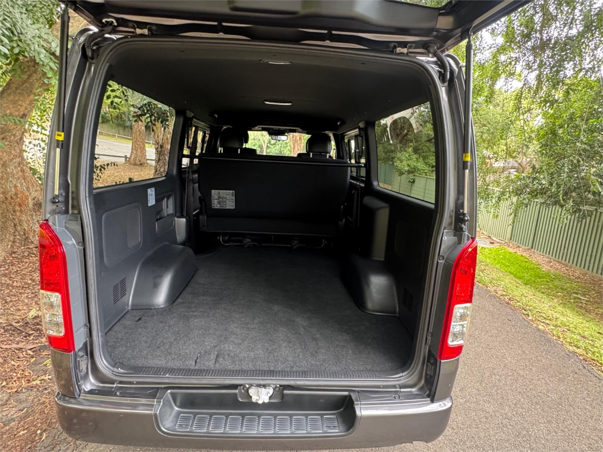 2021 TOYOTA HIACE GDH211 GL SUPER 6 SP AUTOMATIC