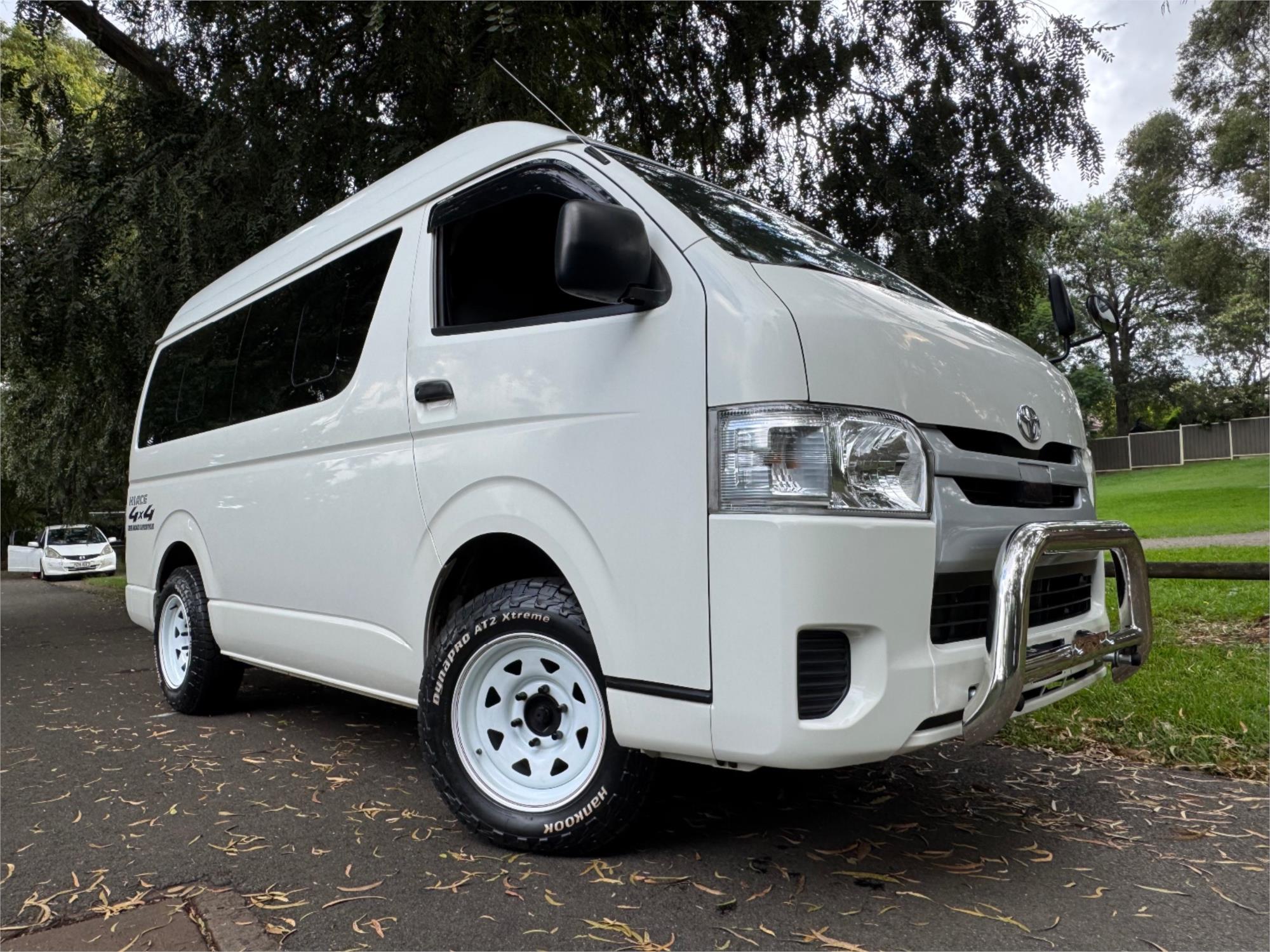 2018 TOYOTA HIACE GDH206 6 SP AUTOMATIC VAN
