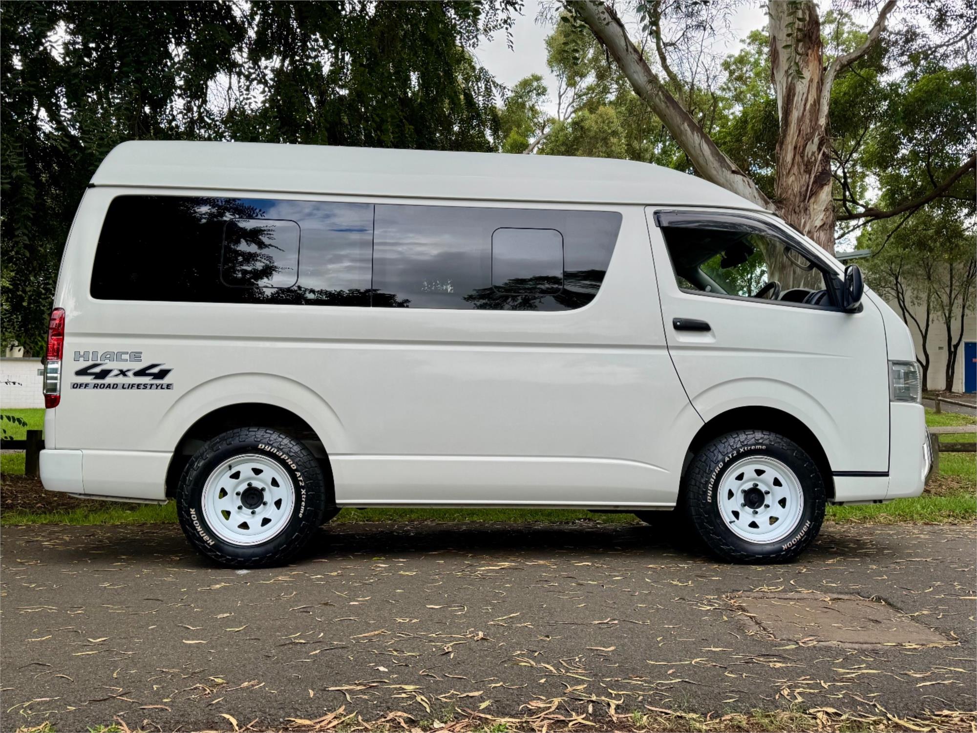 2018 TOYOTA HIACE GDH206 6 SP AUTOMATIC VAN