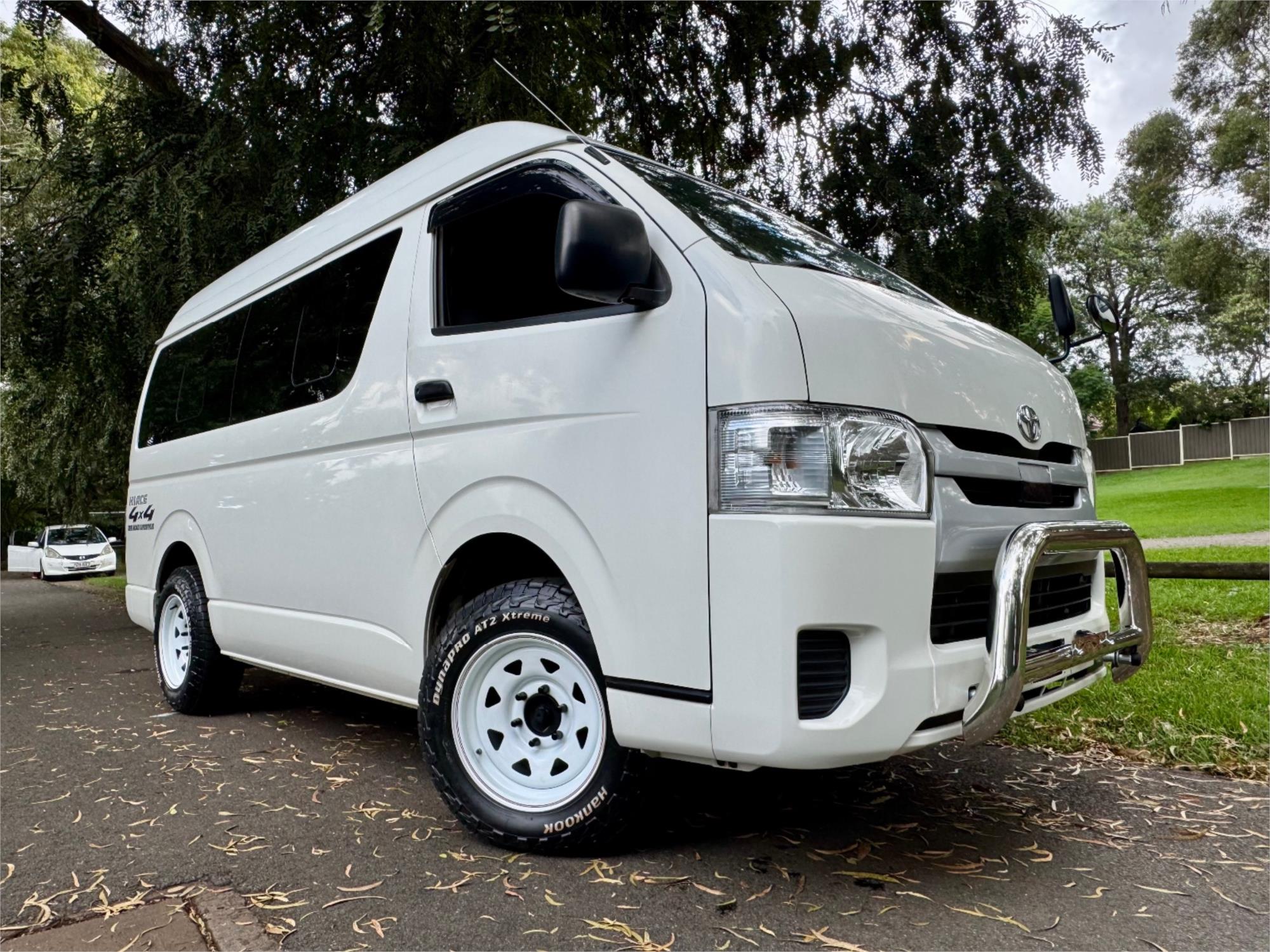 2018 TOYOTA HIACE GDH206 6 SP AUTOMATIC VAN