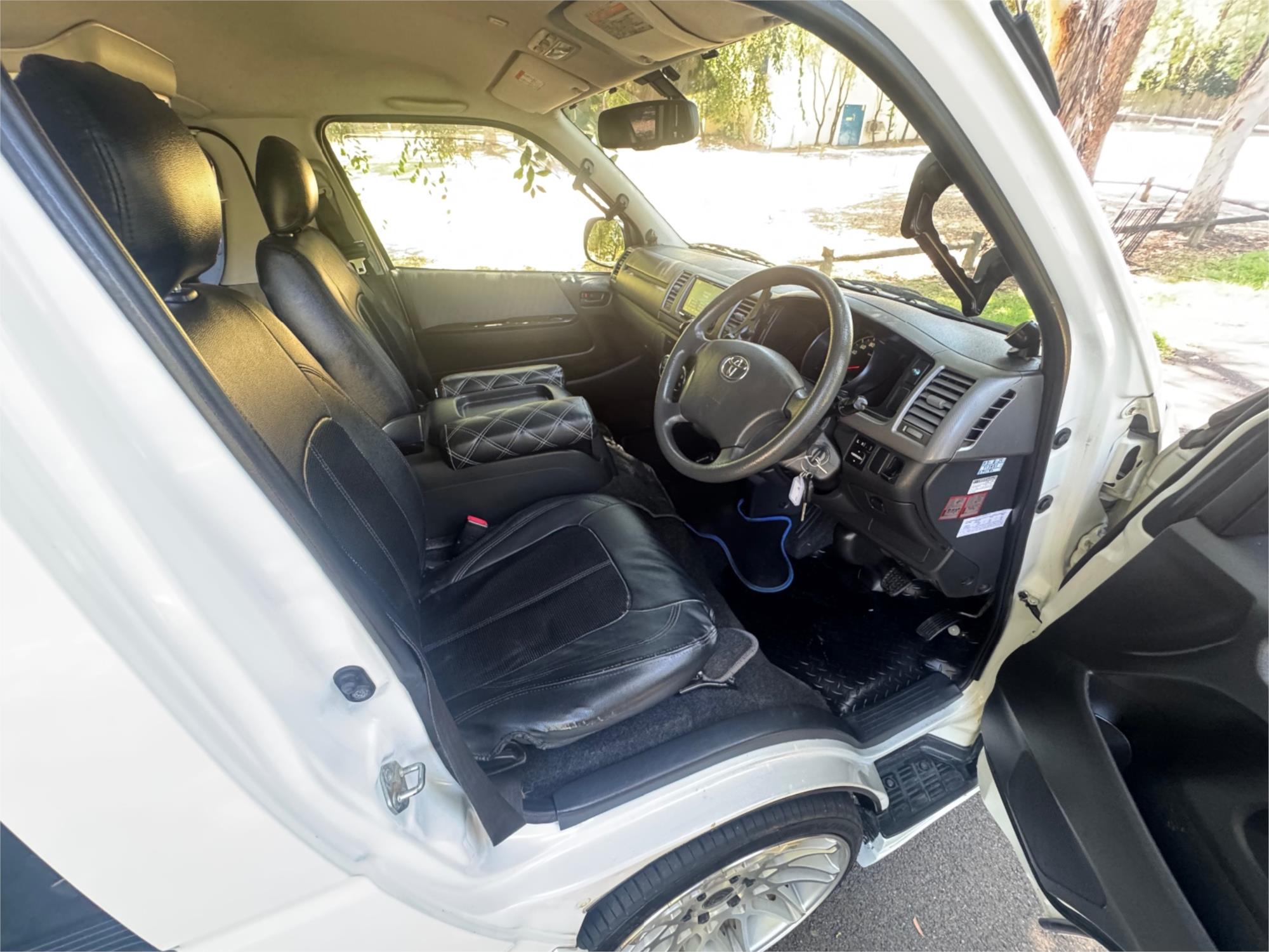 2013 TOYOTA HIACE TRH200 DX AUTOMATIC VAN