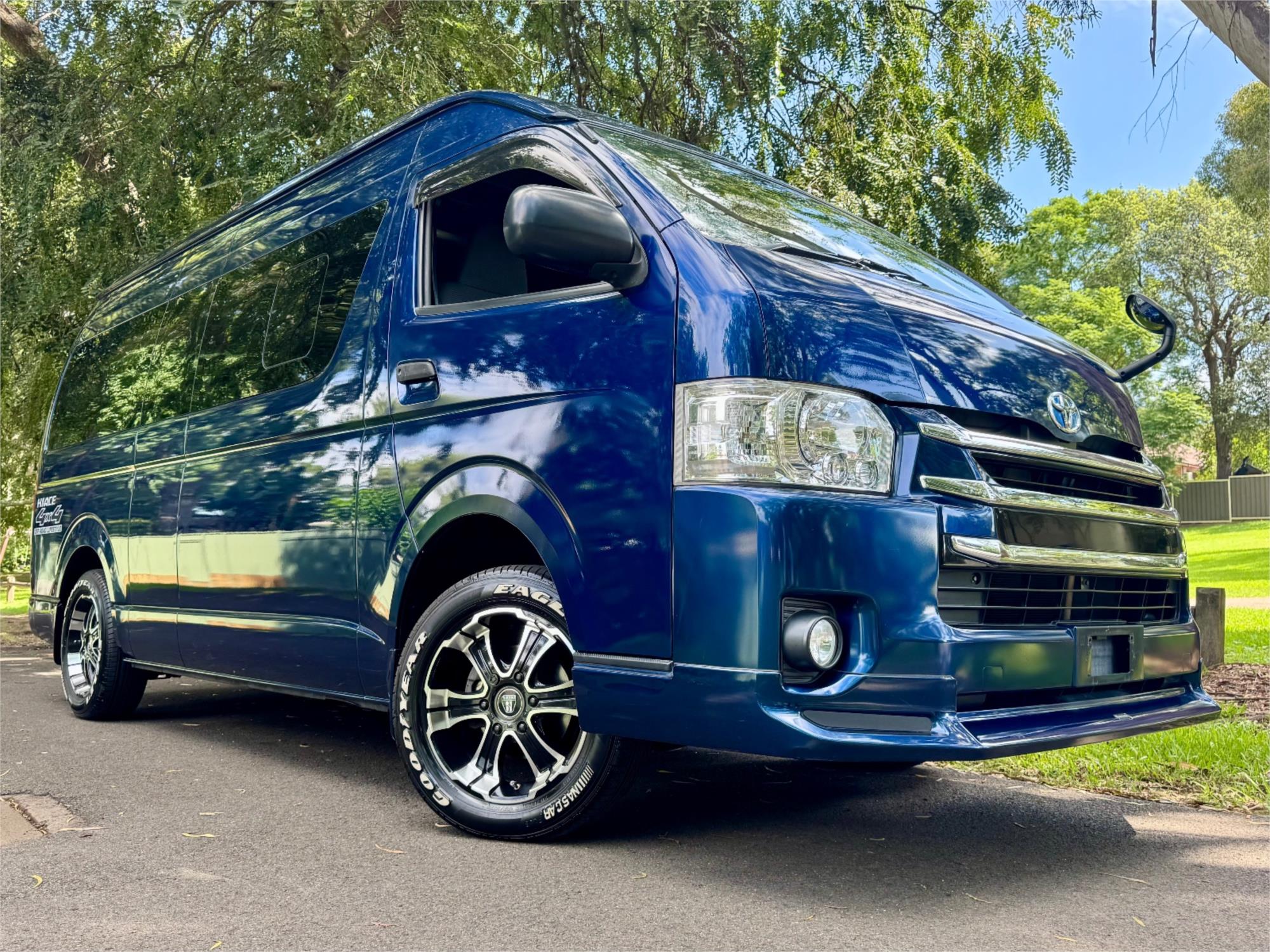 2014 TOYOTA HIACE KDR206R MY15 4WD AUTOMATIC WAGON