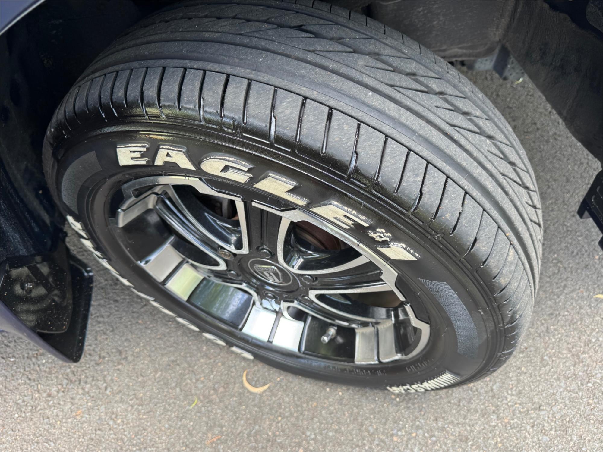2014 TOYOTA HIACE TRH226R UPGRADE 4WD SLWB AUTOMATIC VAN