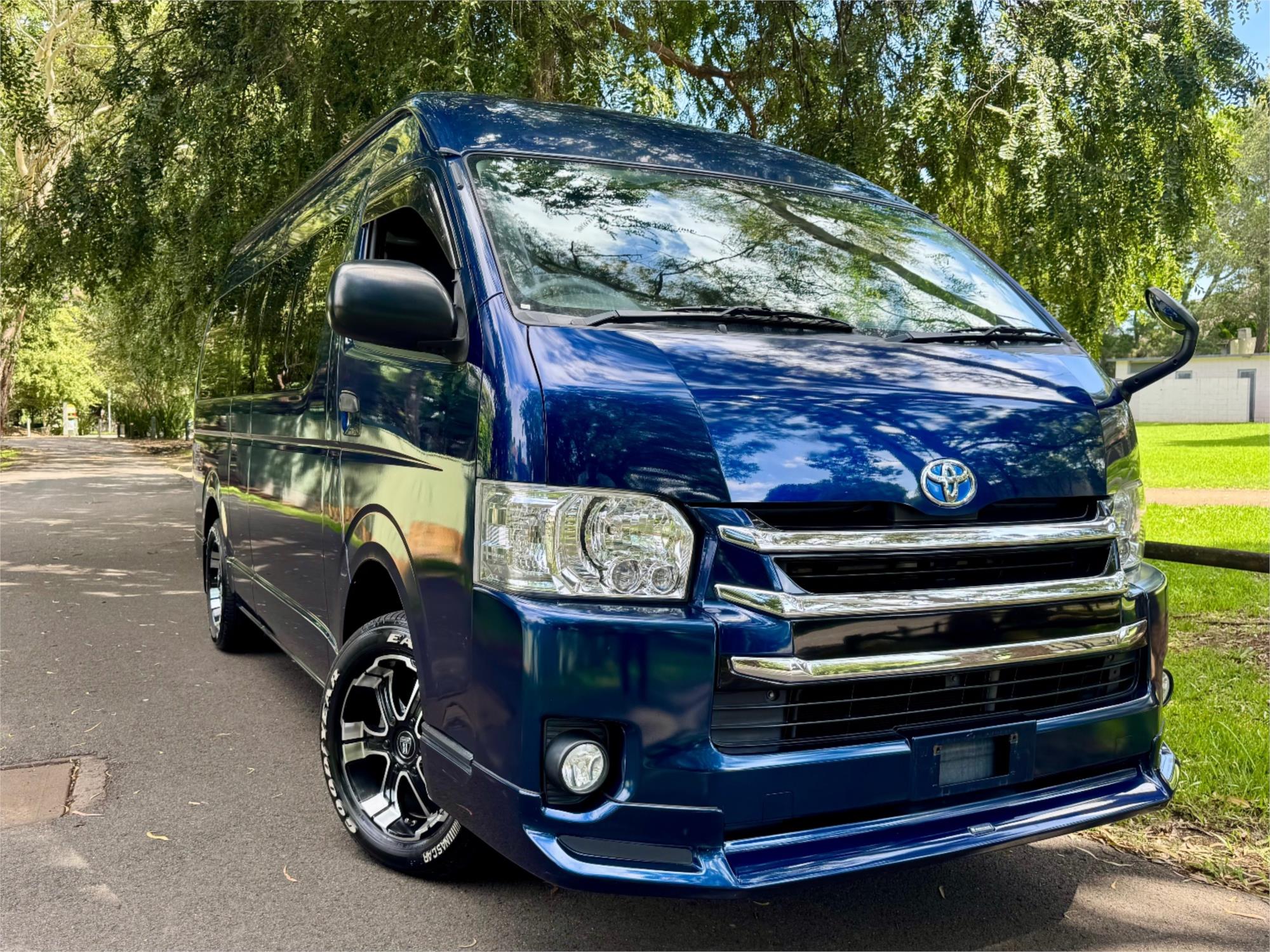 2014 TOYOTA HIACE KDR206R MY15 4WD AUTOMATIC WAGON