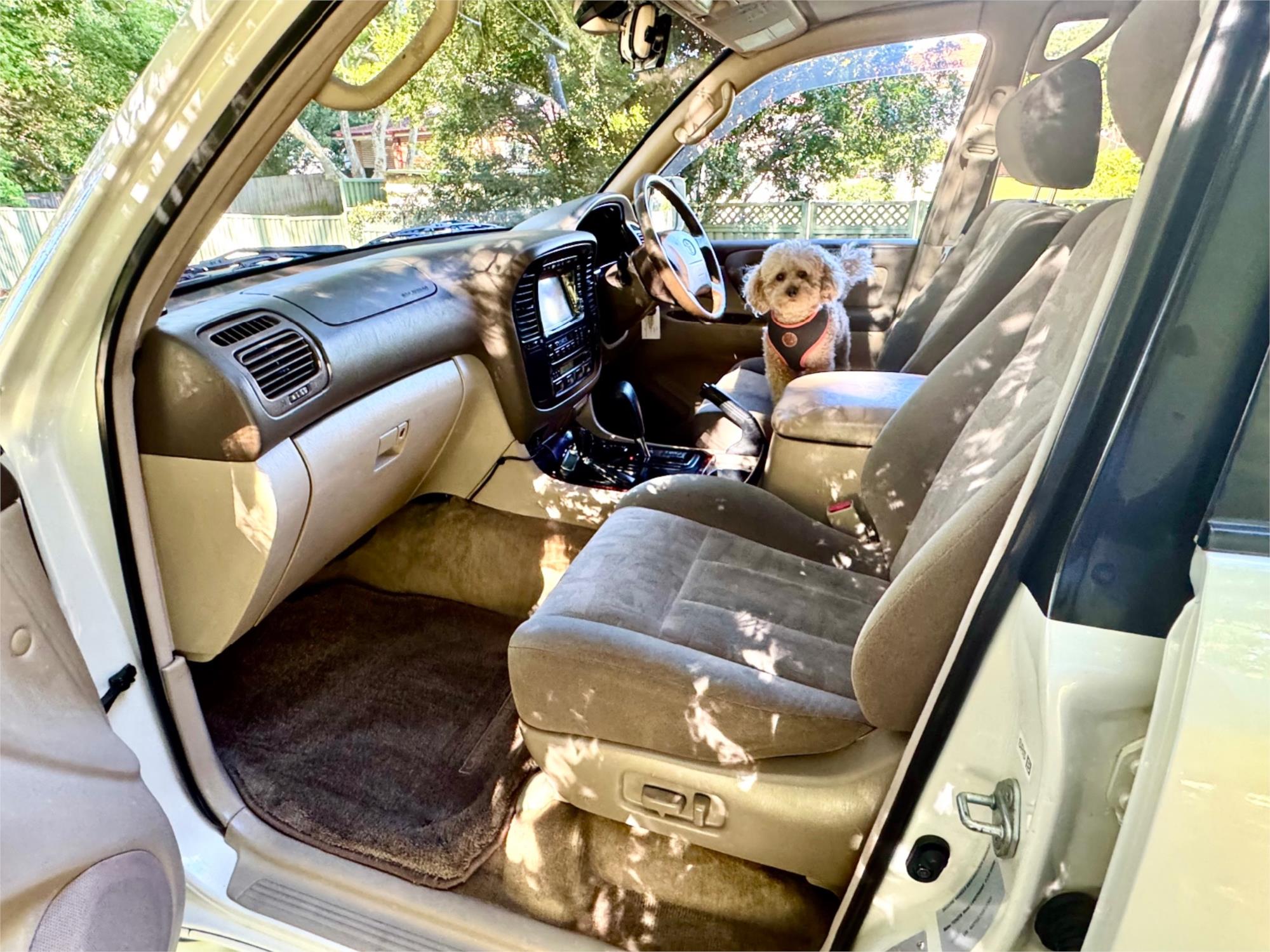 2000 TOYOTA LANDCRUISER UZJ100R GX 4X4 4 SP AUTOMATIC WAGON