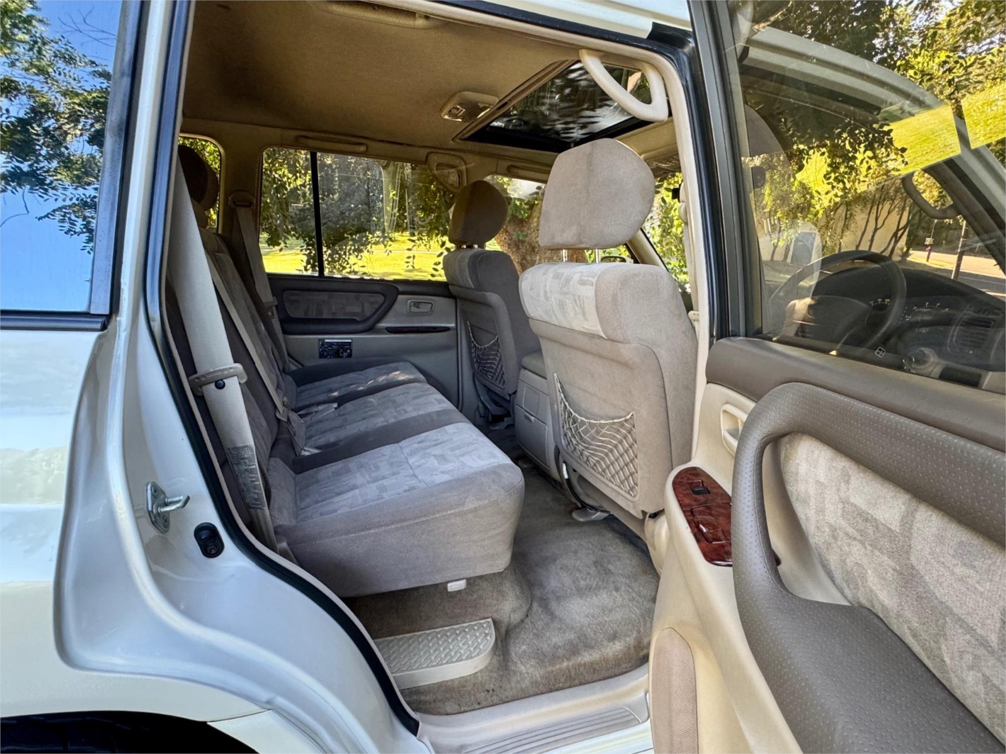 2000 TOYOTA LANDCRUISER UZJ100R GX 4X4 4 SP AUTOMATIC WAGON