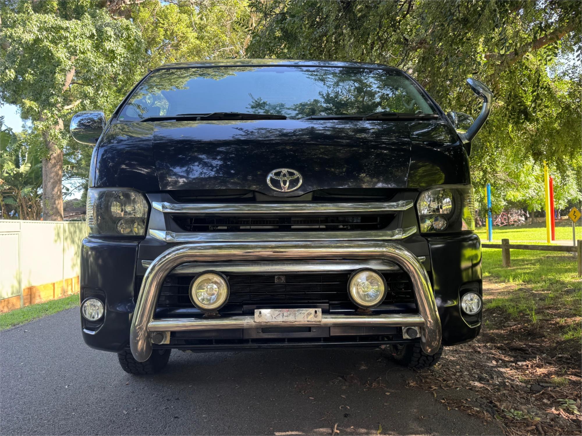 2017 TOYOTA HIACE 4WD LWB AUTOMATIC VAN