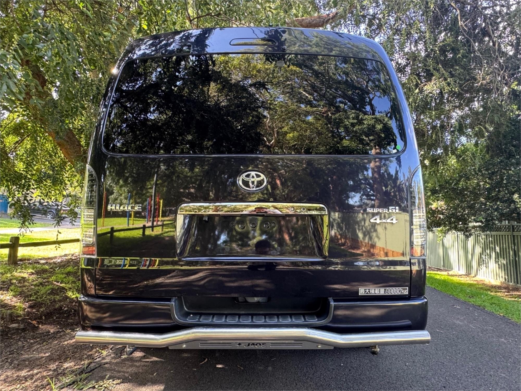 2017 TOYOTA HIACE 4WD LWB AUTOMATIC VAN