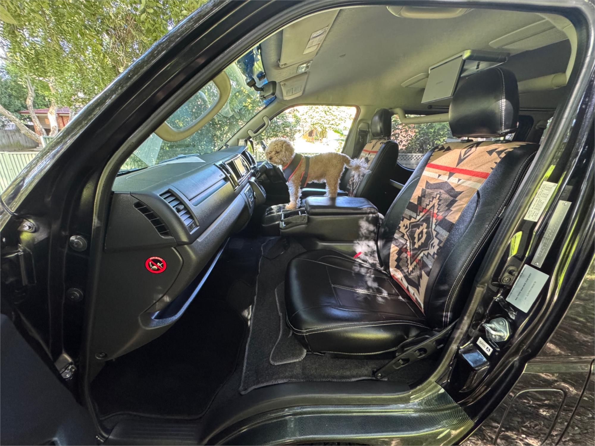 2017 TOYOTA HIACE 4WD LWB AUTOMATIC VAN