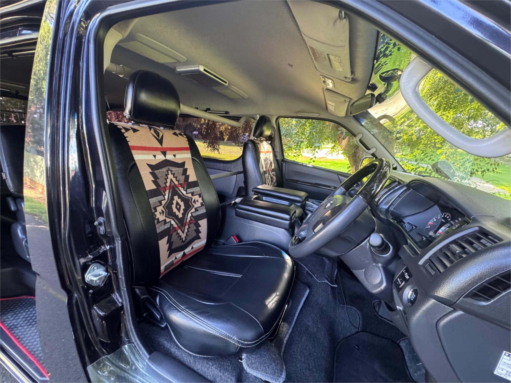 2017 TOYOTA HIACE 4WD LWB AUTOMATIC VAN