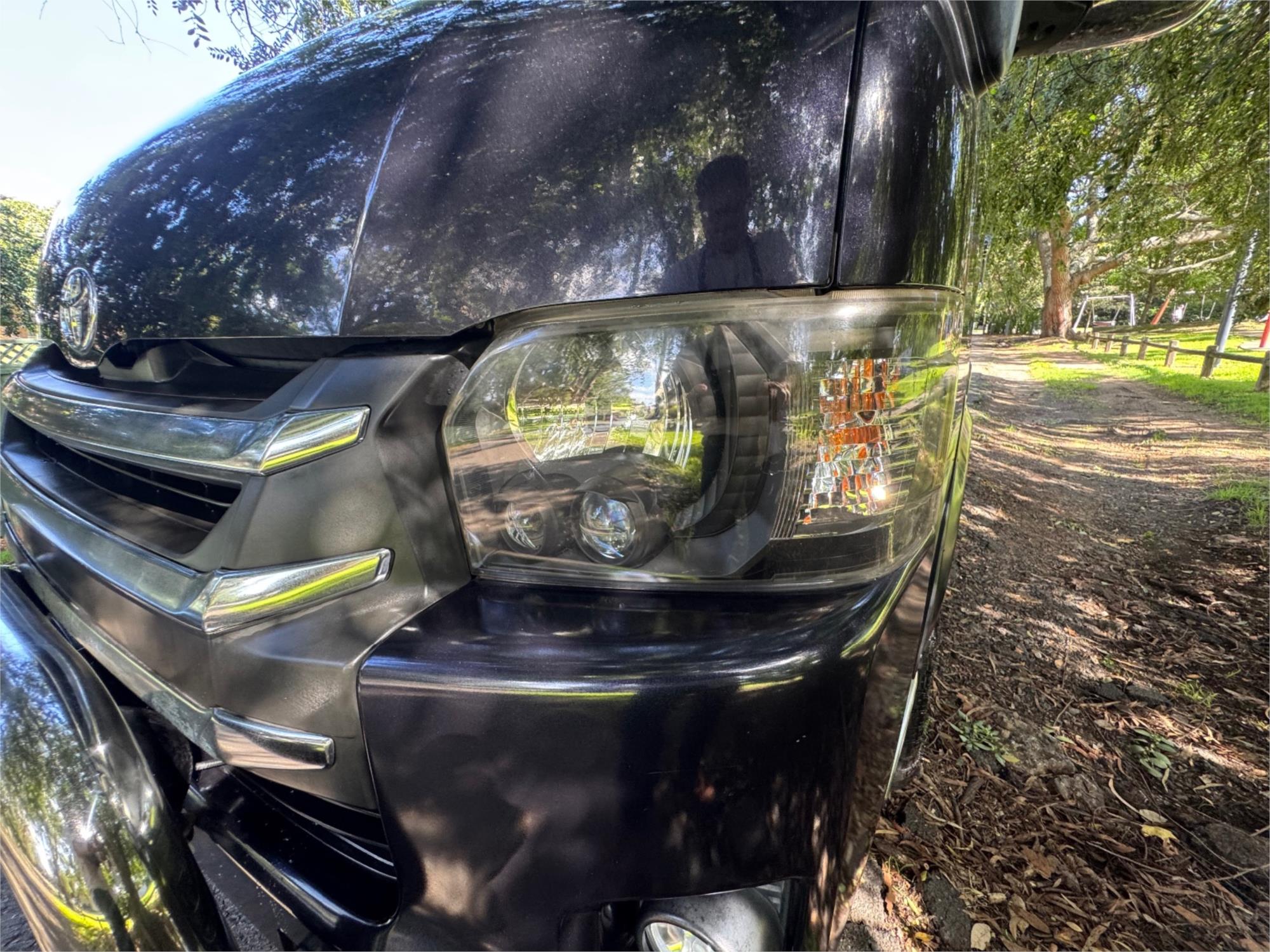 2017 TOYOTA HIACE 4WD LWB AUTOMATIC VAN