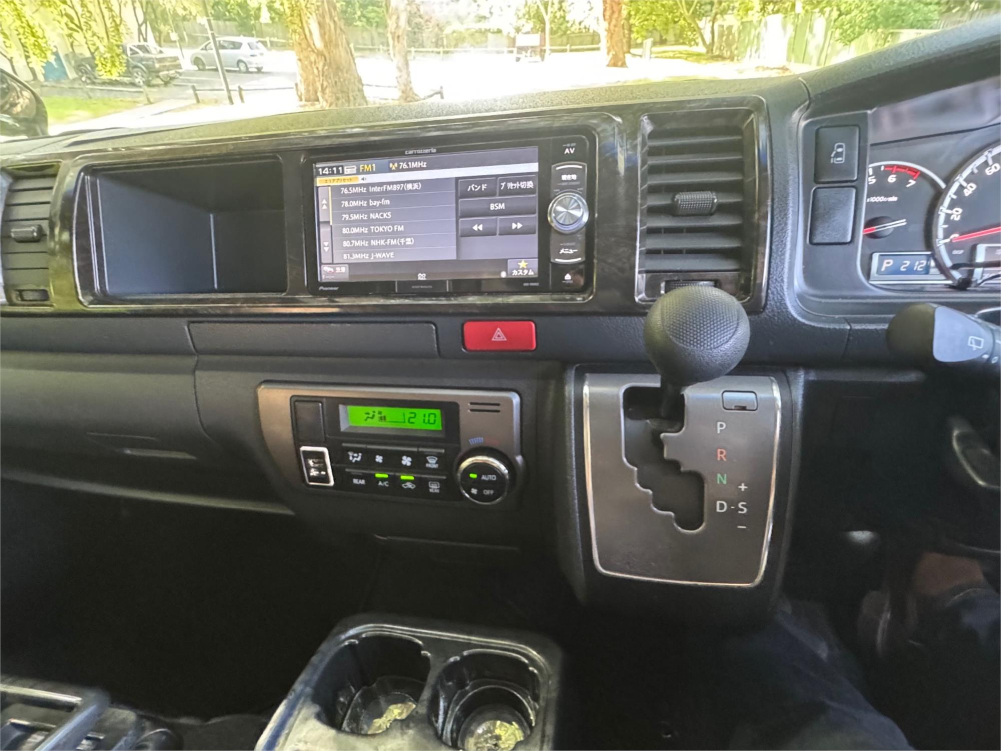 2017 TOYOTA HIACE 4WD LWB AUTOMATIC VAN