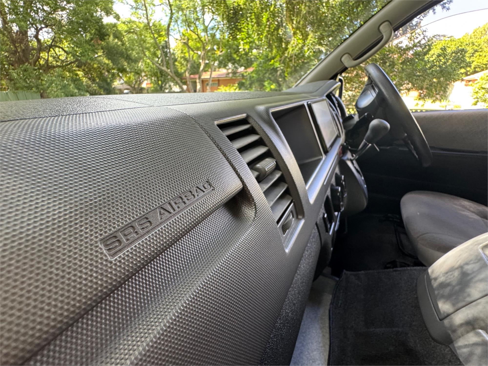 2007 TOYOTA HIACE TRH216R VAN