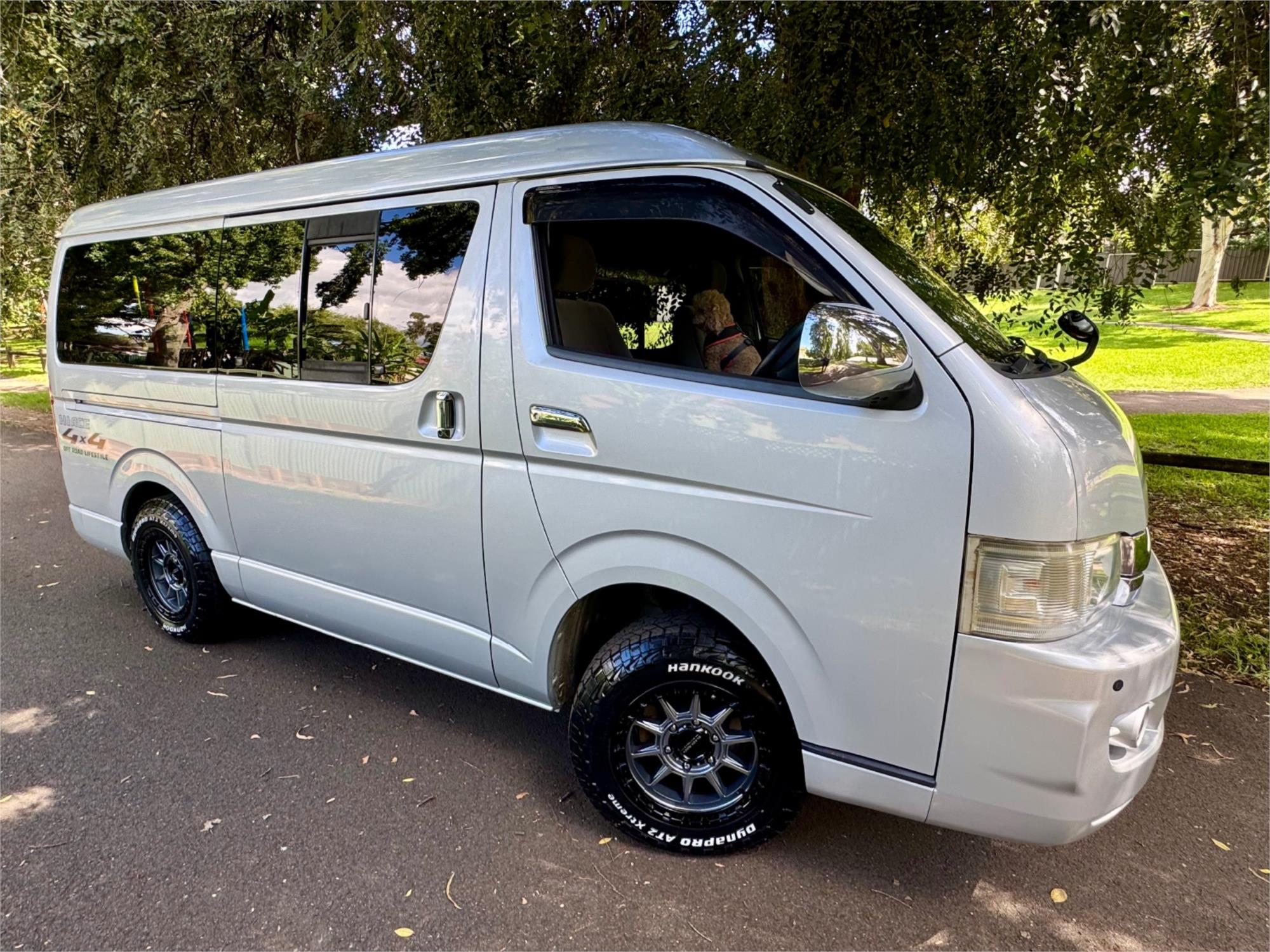 2007 TOYOTA HIACE TRH216R VAN