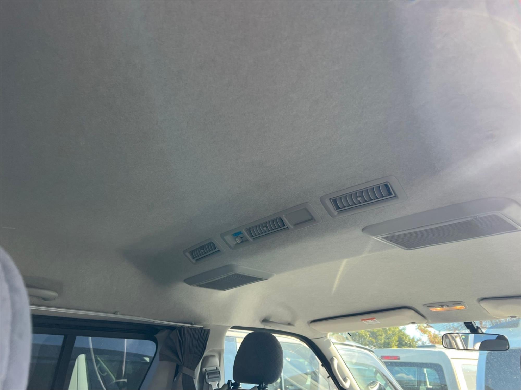 2007 TOYOTA HIACE TRH216R VAN