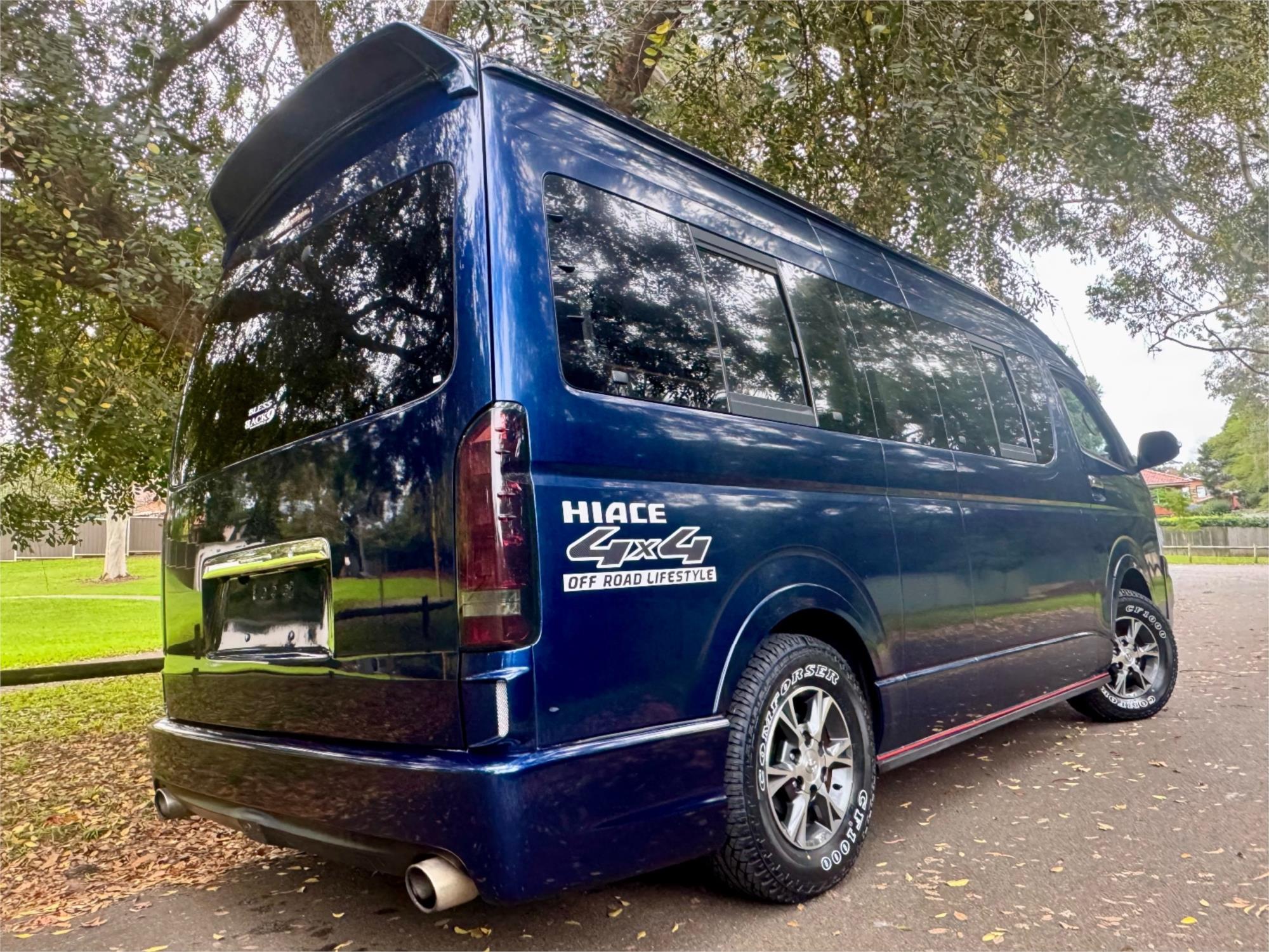 2005 TOYOTA HIACE TRH226R VAN