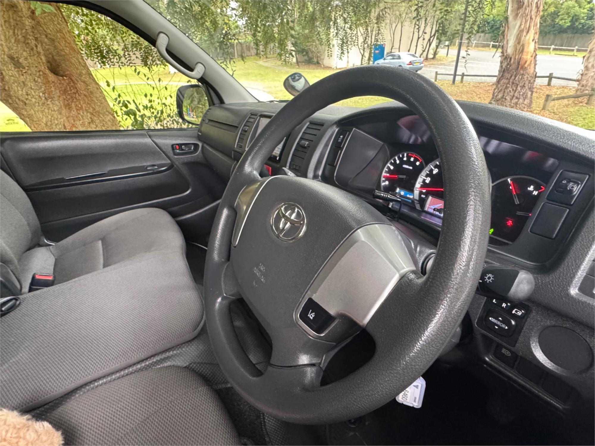 2020 TOYOTA HIACE GDH206 DX 4 SP AUTOMATIC VAN