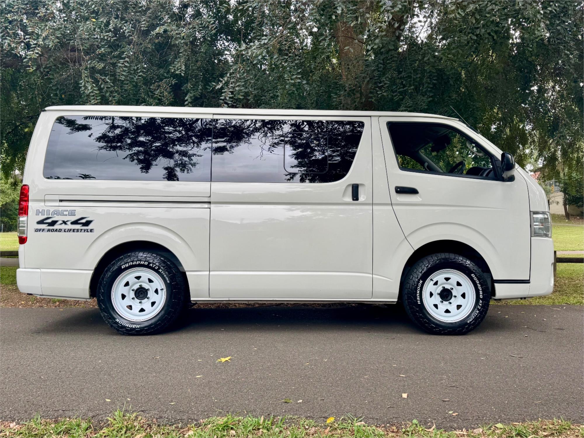 2020 TOYOTA HIACE GDH206 DX 4 SP AUTOMATIC VAN