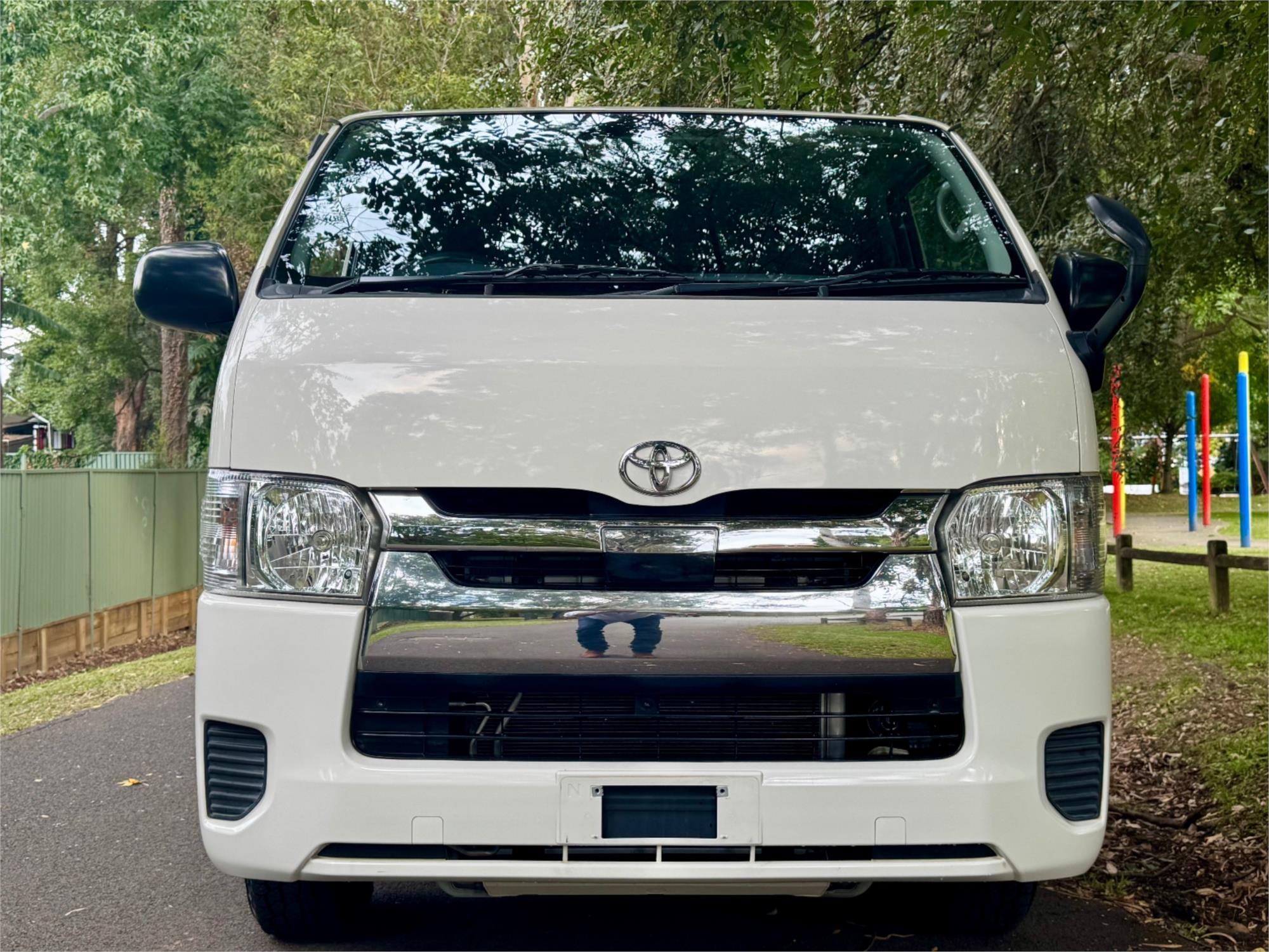 2020 TOYOTA HIACE GDH206 DX 4 SP AUTOMATIC VAN