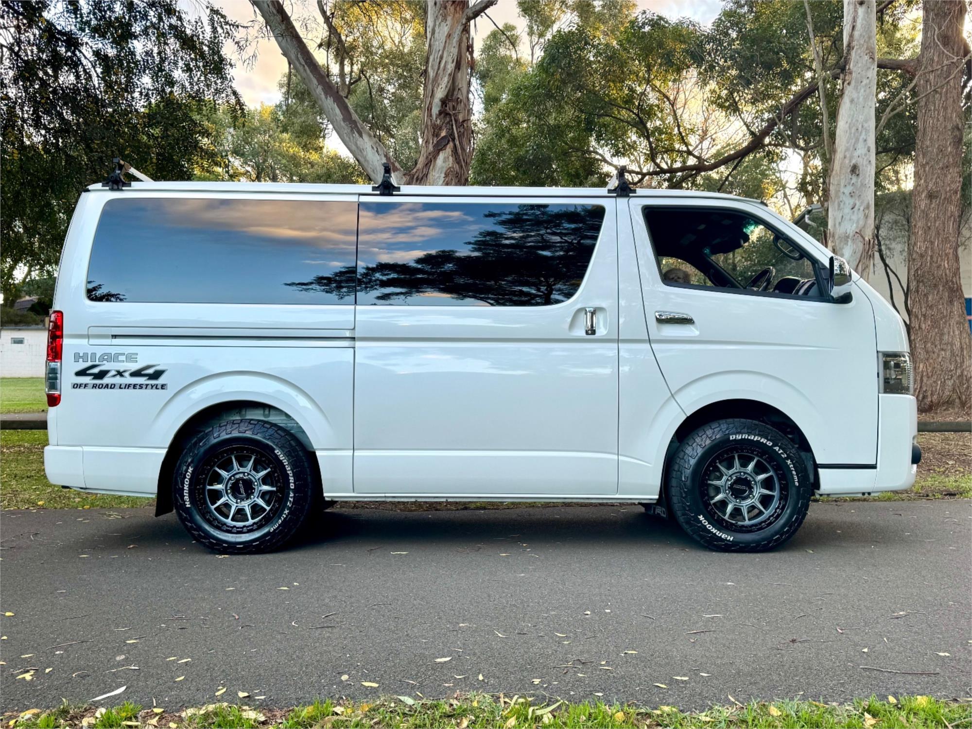 2019 TOYOTA HIACE GDH206R AUTOMATIC VAN