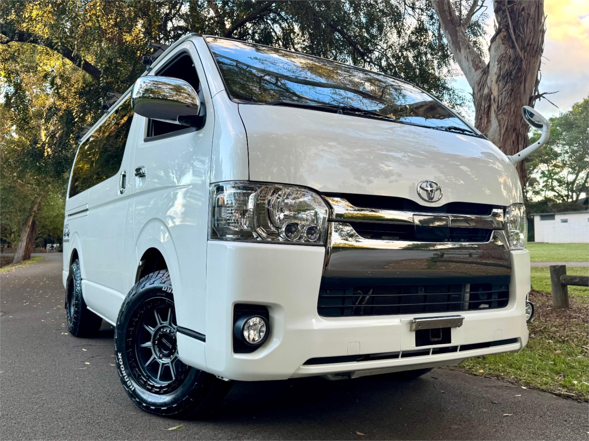 2019 TOYOTA HIACE GDH206R AUTOMATIC VAN