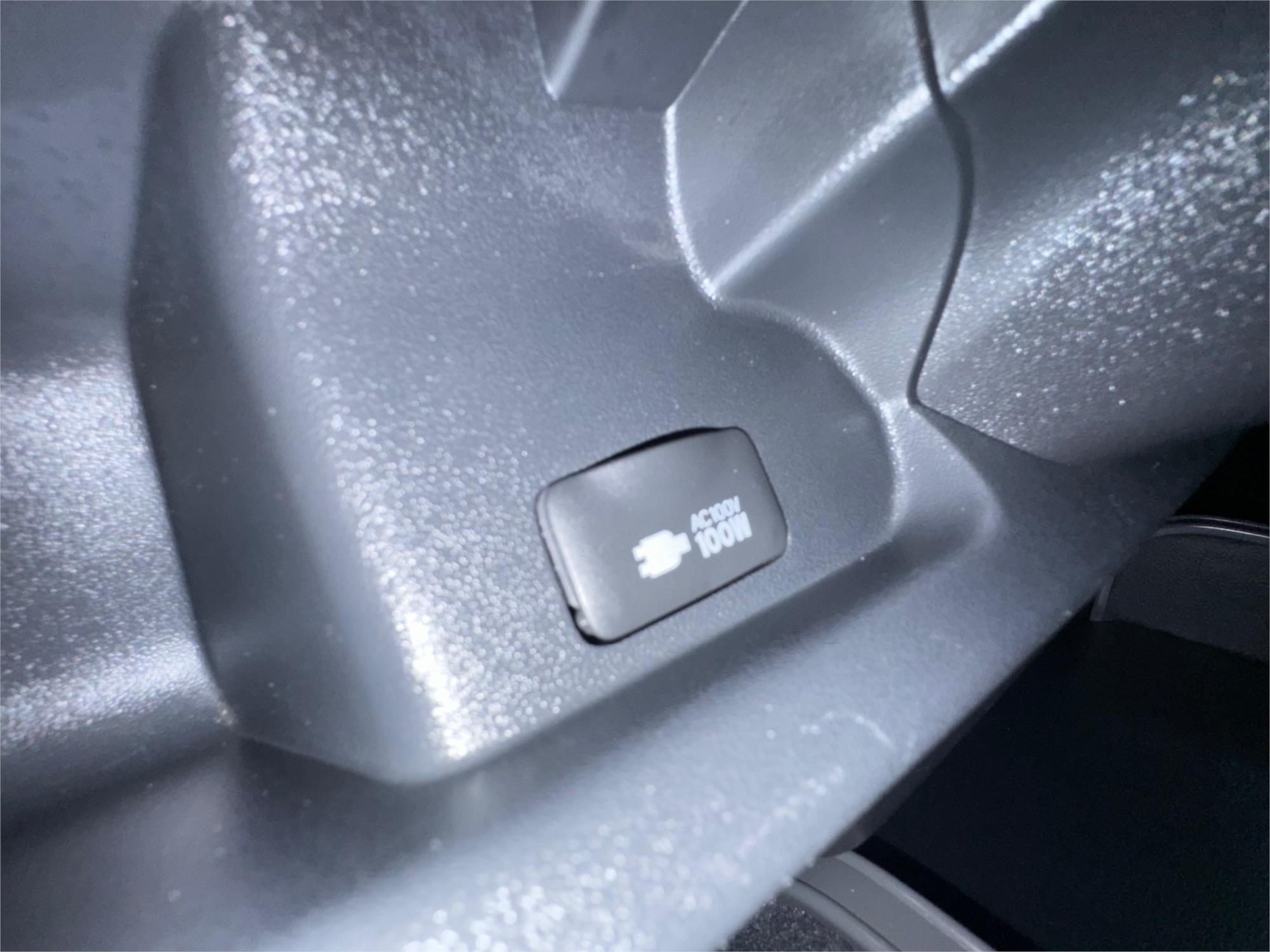 2019 TOYOTA HIACE GDH206R AUTOMATIC VAN