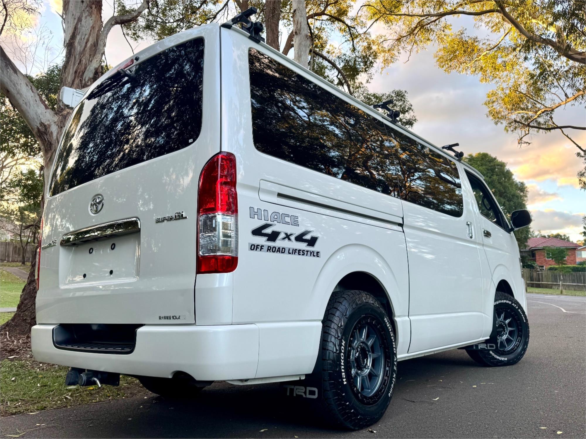 2019 TOYOTA HIACE GDH206R AUTOMATIC VAN