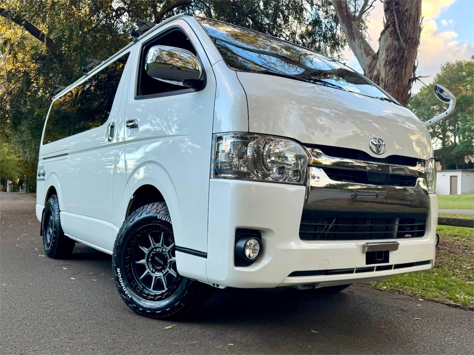 2019 TOYOTA HIACE GDH206R AUTOMATIC VAN
