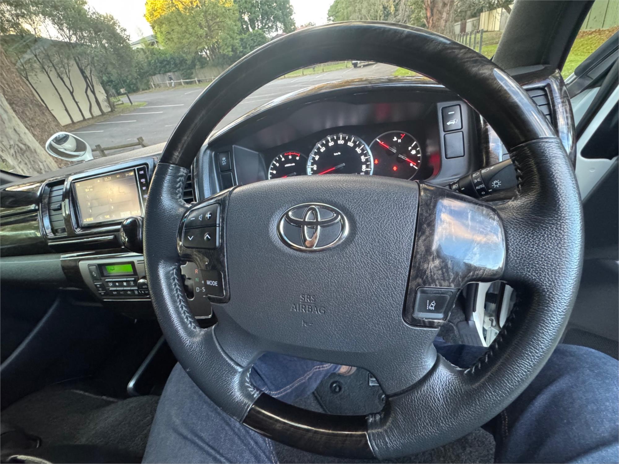 2019 TOYOTA HIACE GDH206R AUTOMATIC VAN