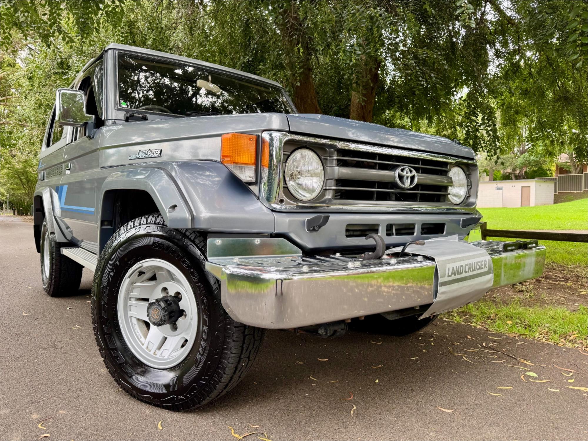 1999 TOYOTA LANDCRUISER ZX 4X4 4 SP AUTOMATIC WAGON
