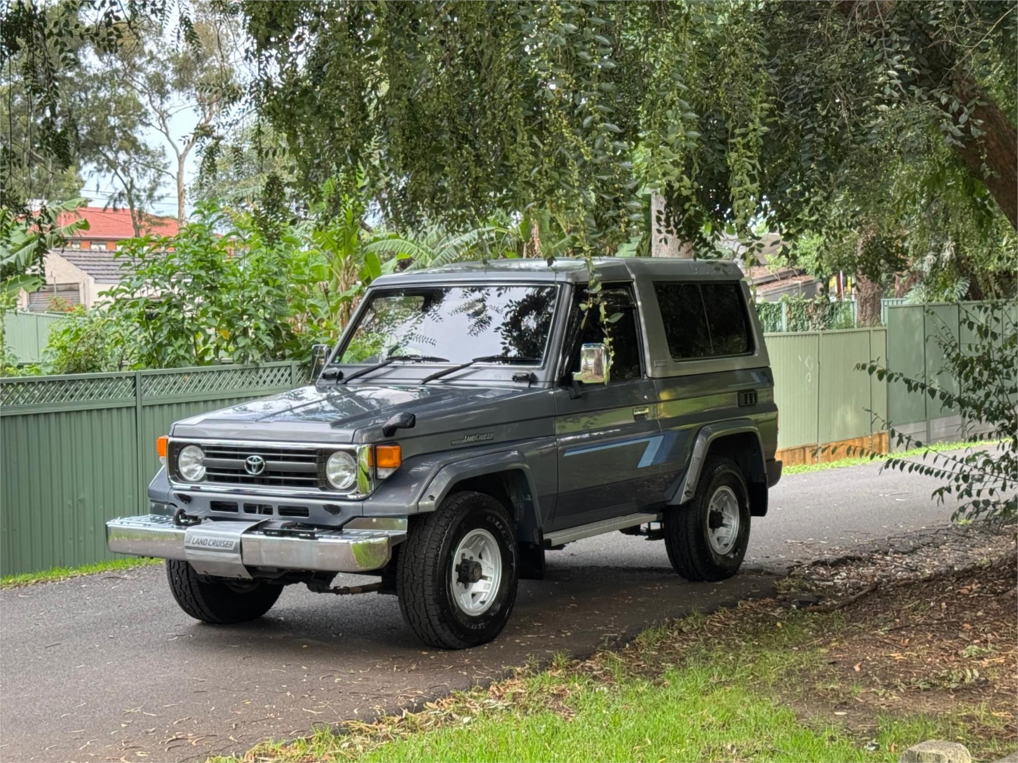 1999 TOYOTA LANDCRUISER ZX 4X4 4 SP AUTOMATIC WAGON