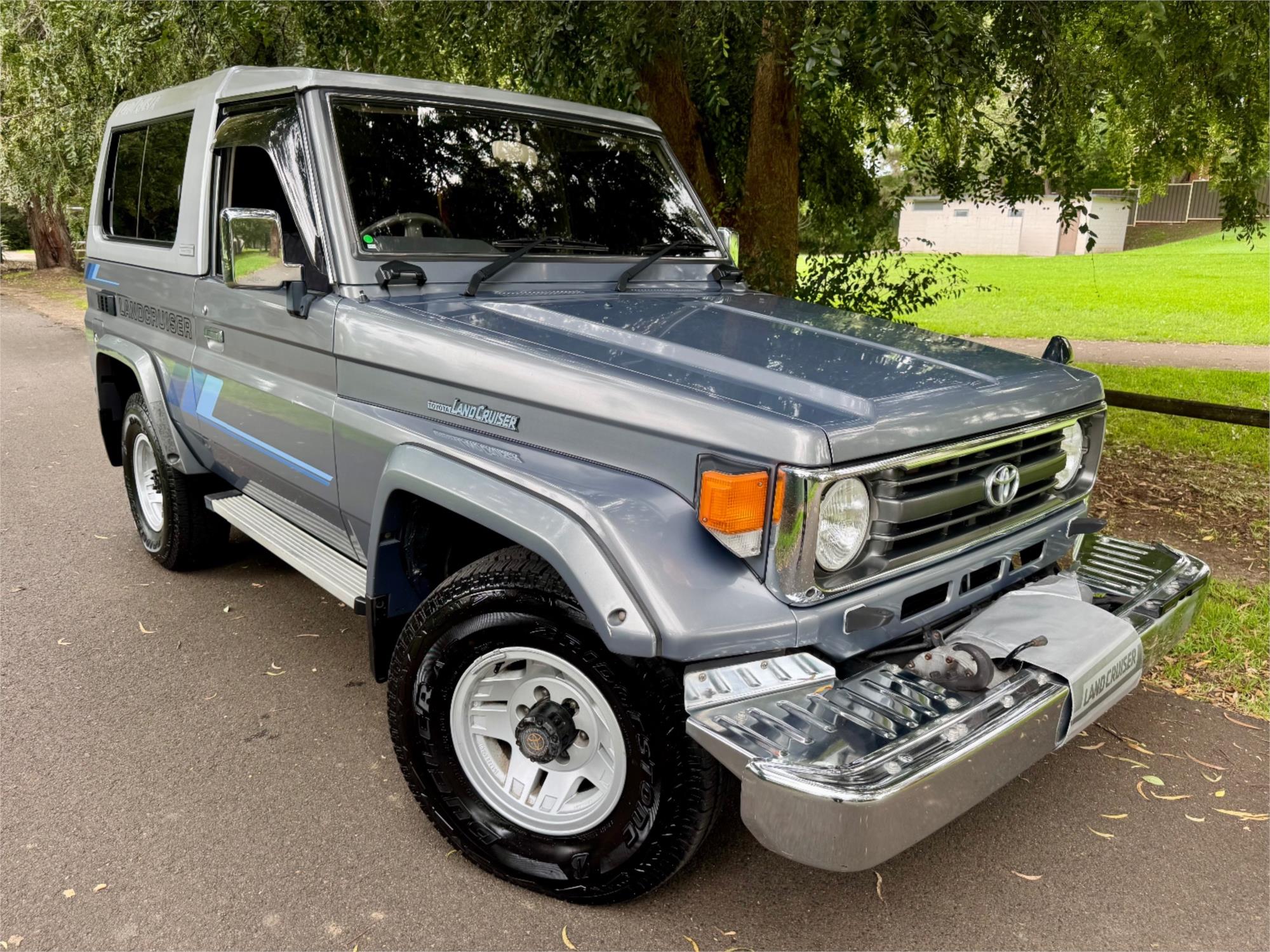 1999 TOYOTA LANDCRUISER ZX 4X4 4 SP AUTOMATIC WAGON