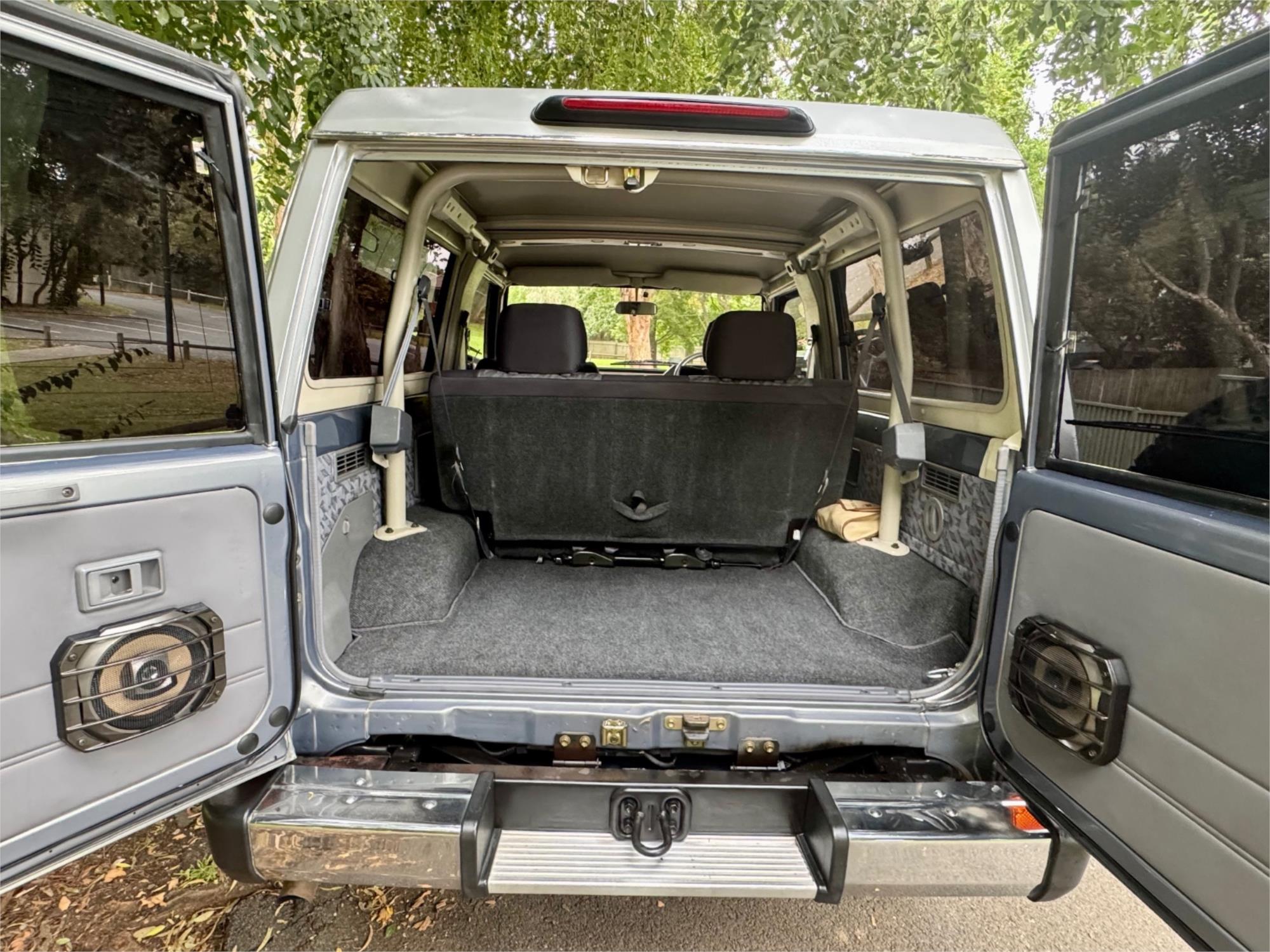 1999 TOYOTA LANDCRUISER ZX 4X4 4 SP AUTOMATIC WAGON