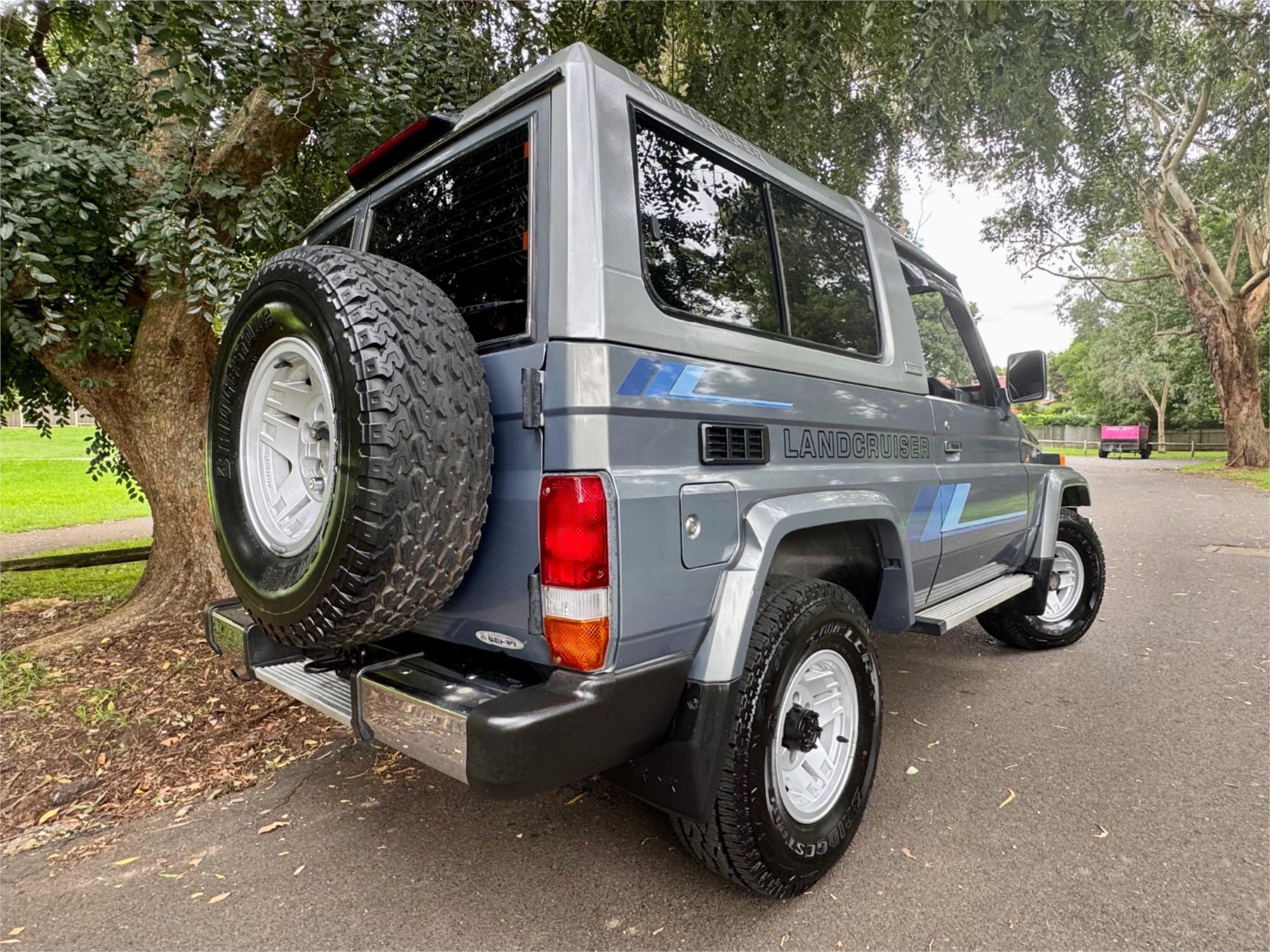 1999 TOYOTA LANDCRUISER ZX 4X4 4 SP AUTOMATIC WAGON