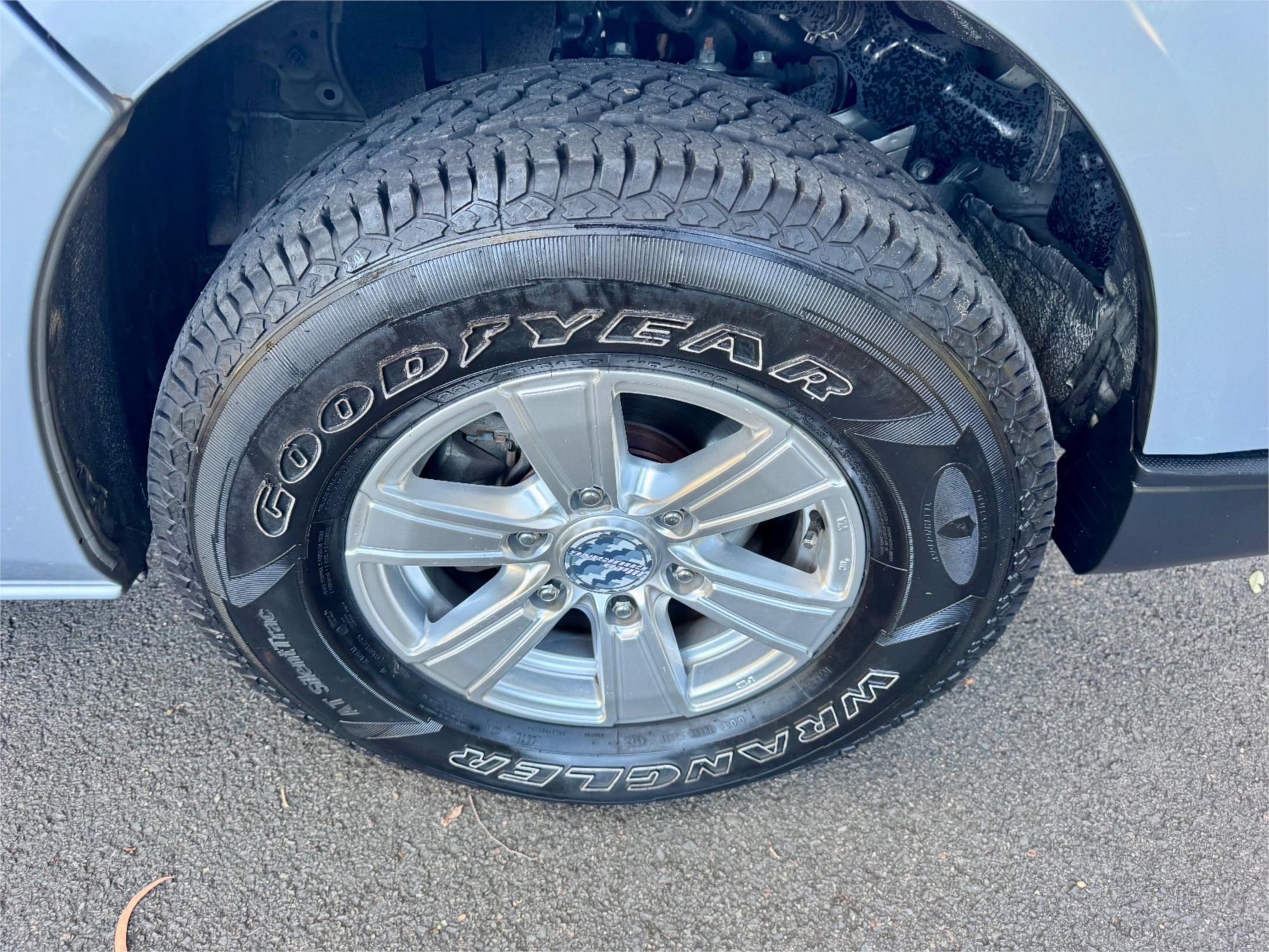 2019 TOYOTA HIACE GDH206R AUTOMATIC VAN