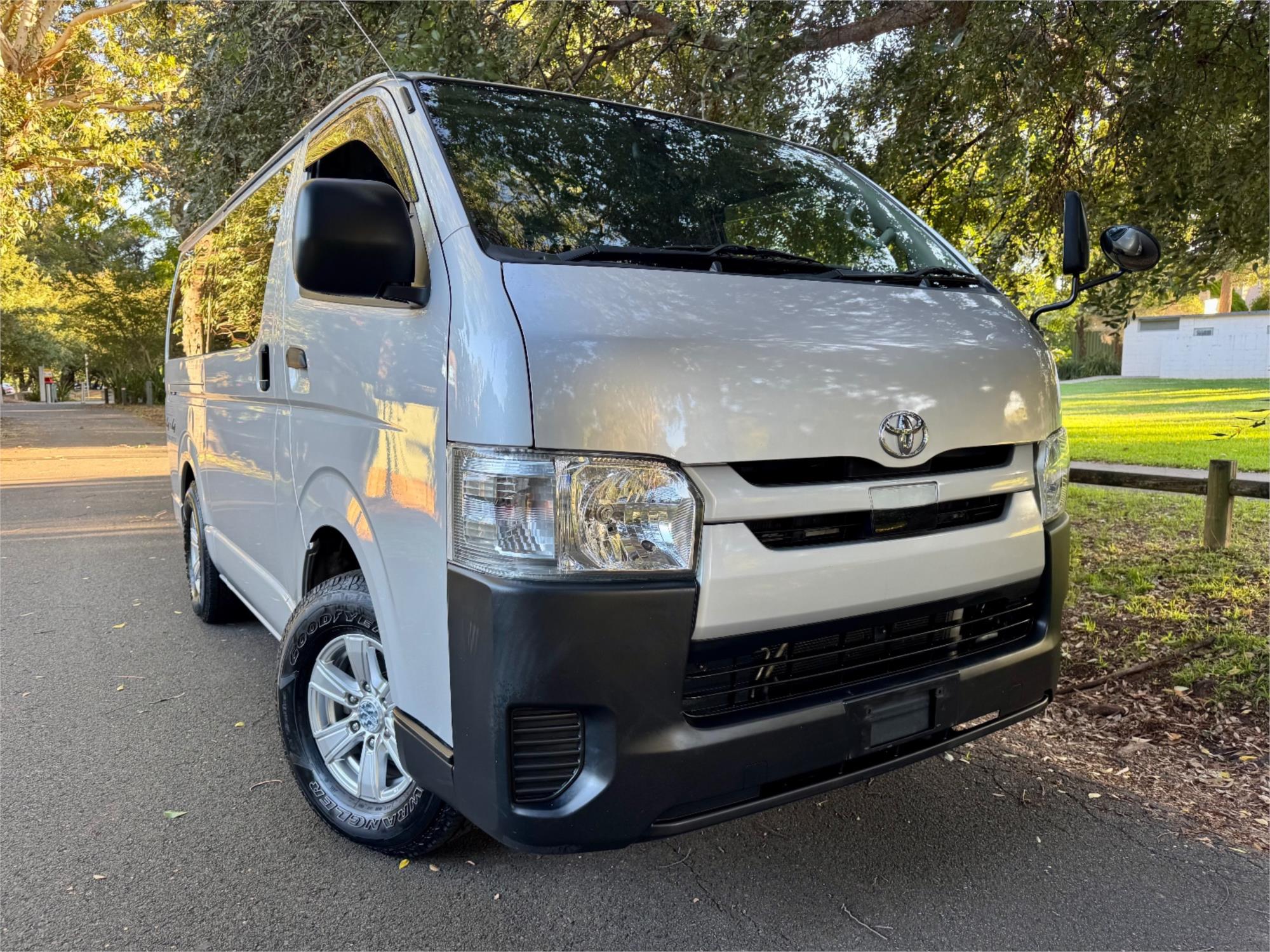 2019 TOYOTA HIACE GDH206R AUTOMATIC VAN
