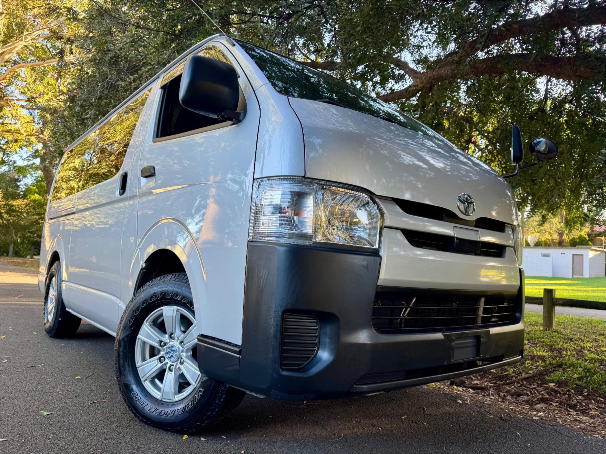 2019 TOYOTA HIACE GDH206R AUTOMATIC VAN