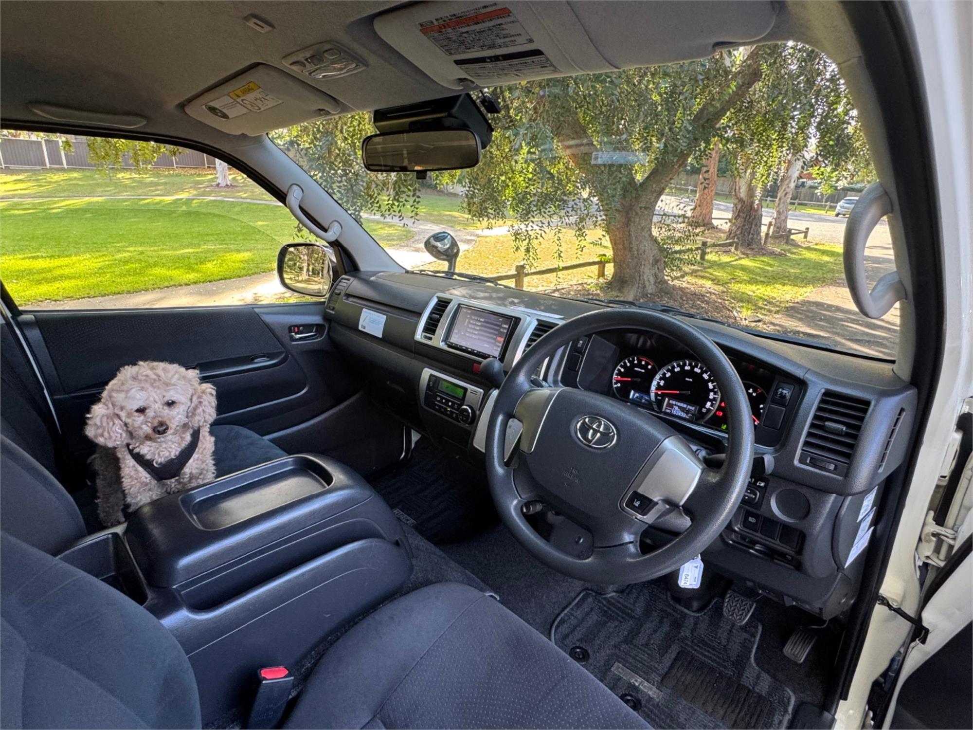 2018 TOYOTA HIACE GDH206 6 SP AUTOMATIC VAN