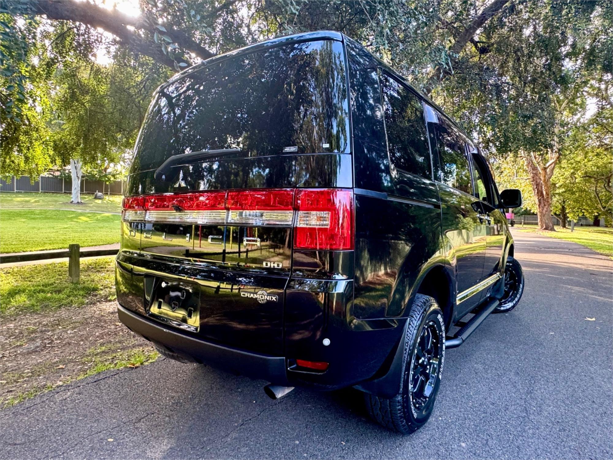 2017 MITSUBISHI DELICA AUTOMATIC WAGON